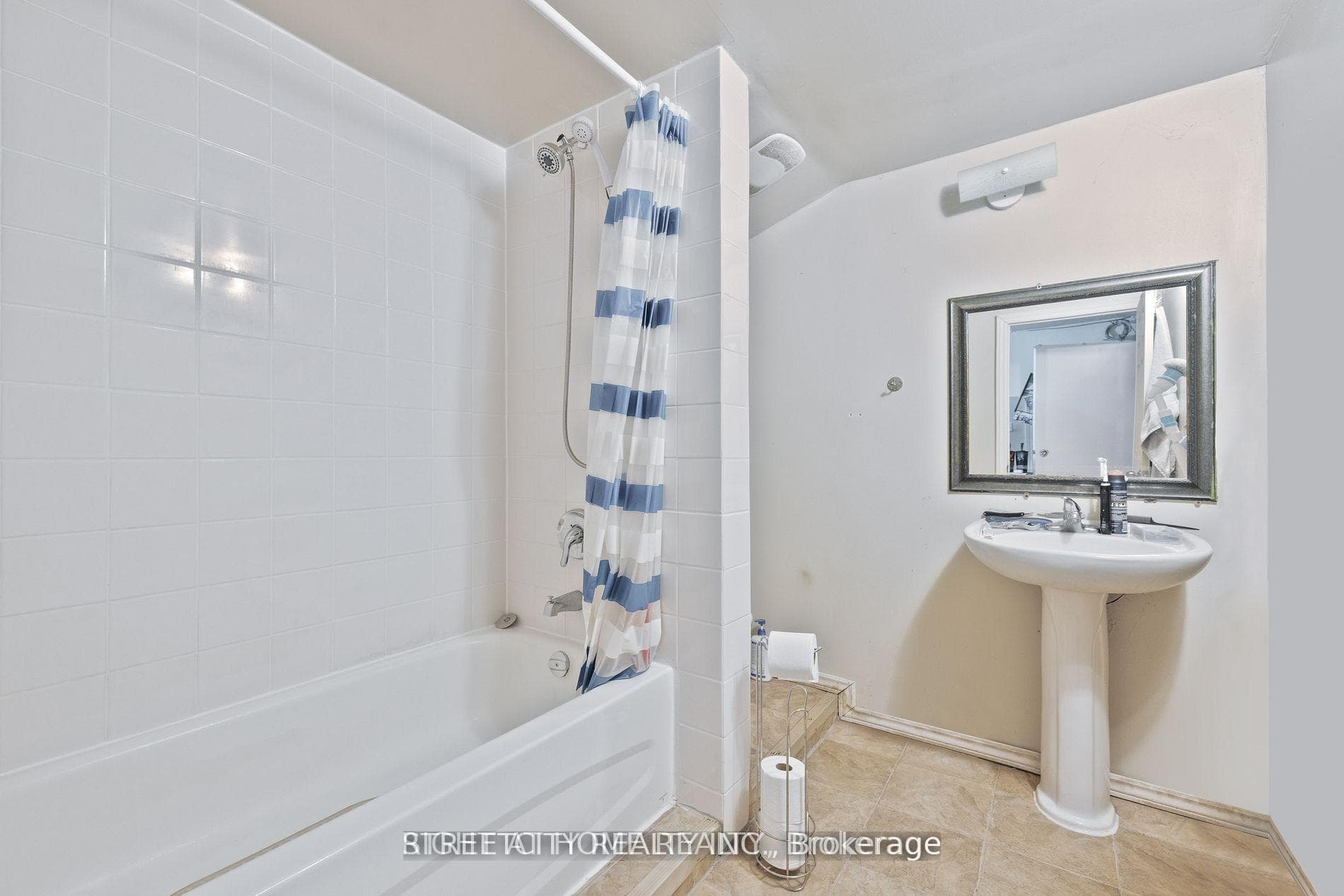 311 Vesta Road Unit 40 photo 14