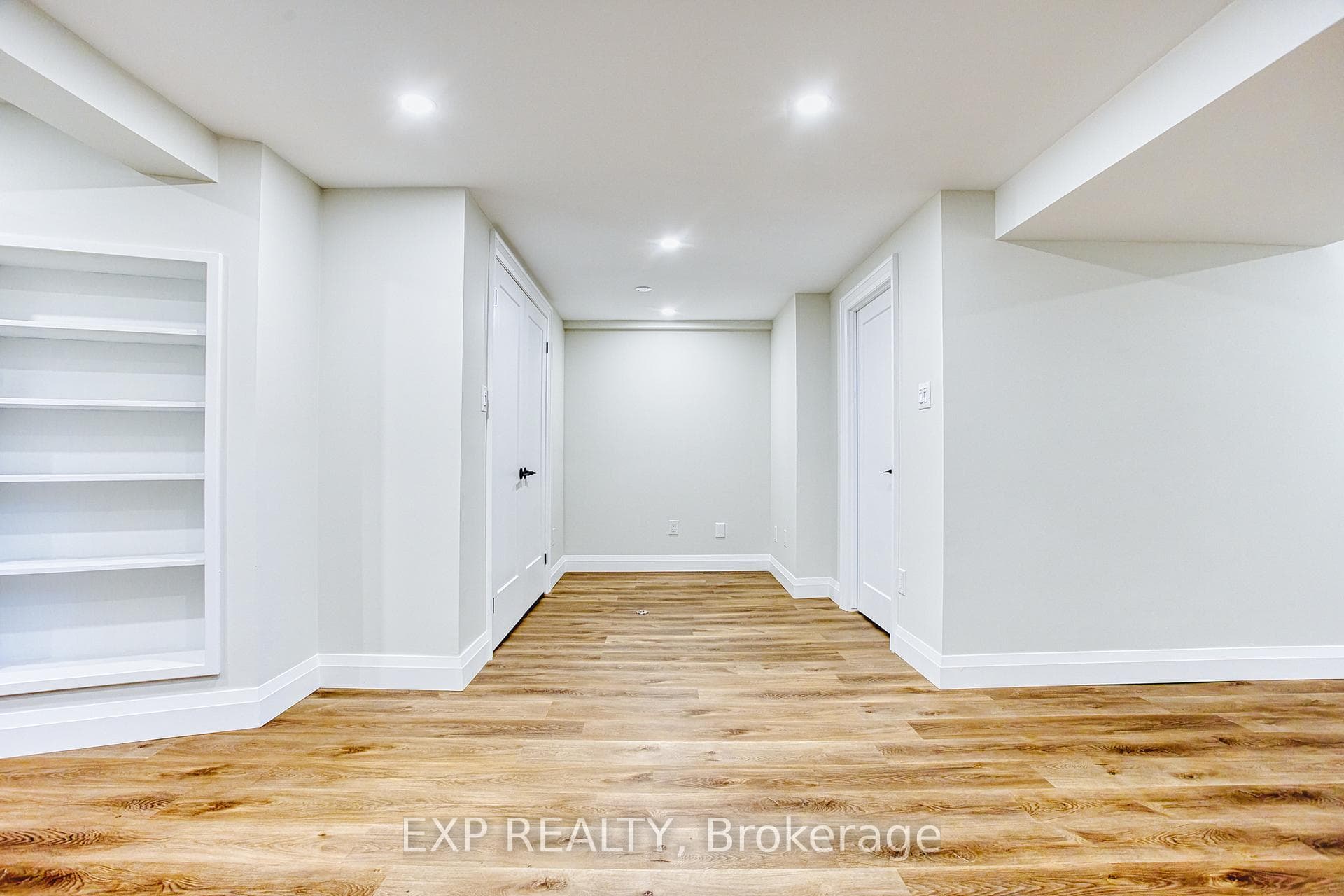 15 Glaceport Avenue photo 30