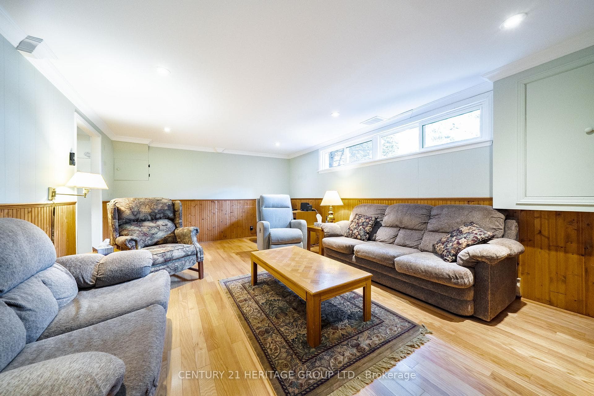 68 Highland Avenue photo 32