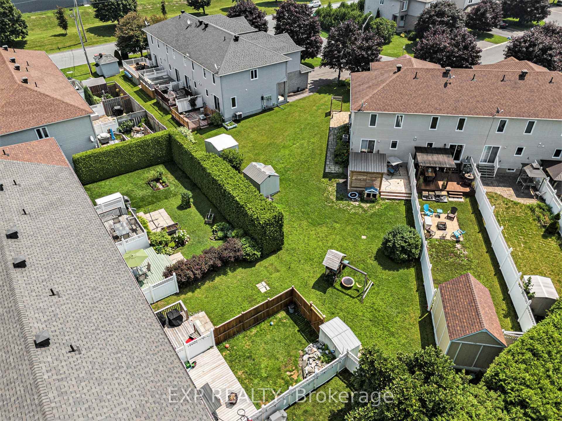 67 Lafleche Boulevard photo 30