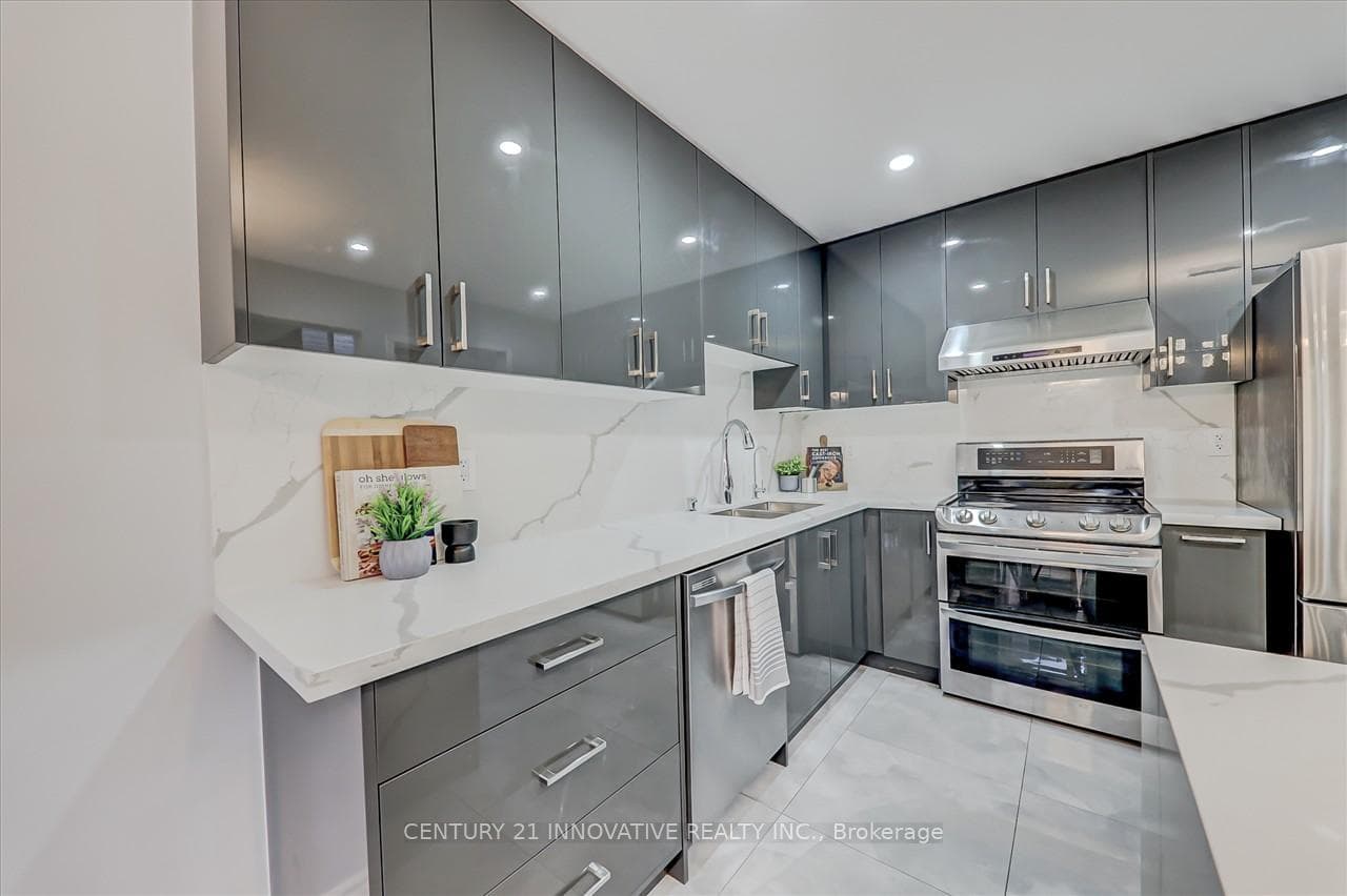 38 Hornsell Circle photo 15
