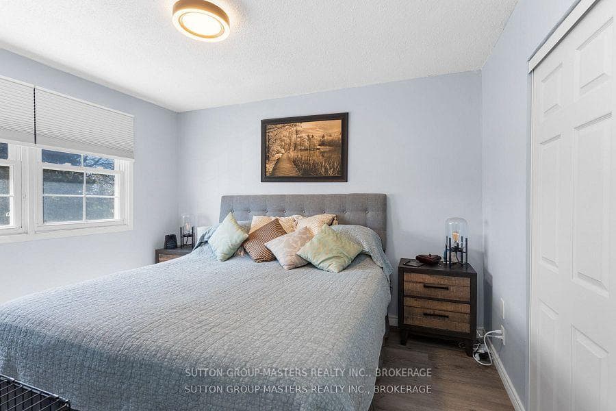 19 MacPherson Avenue Unit 28 photo 24