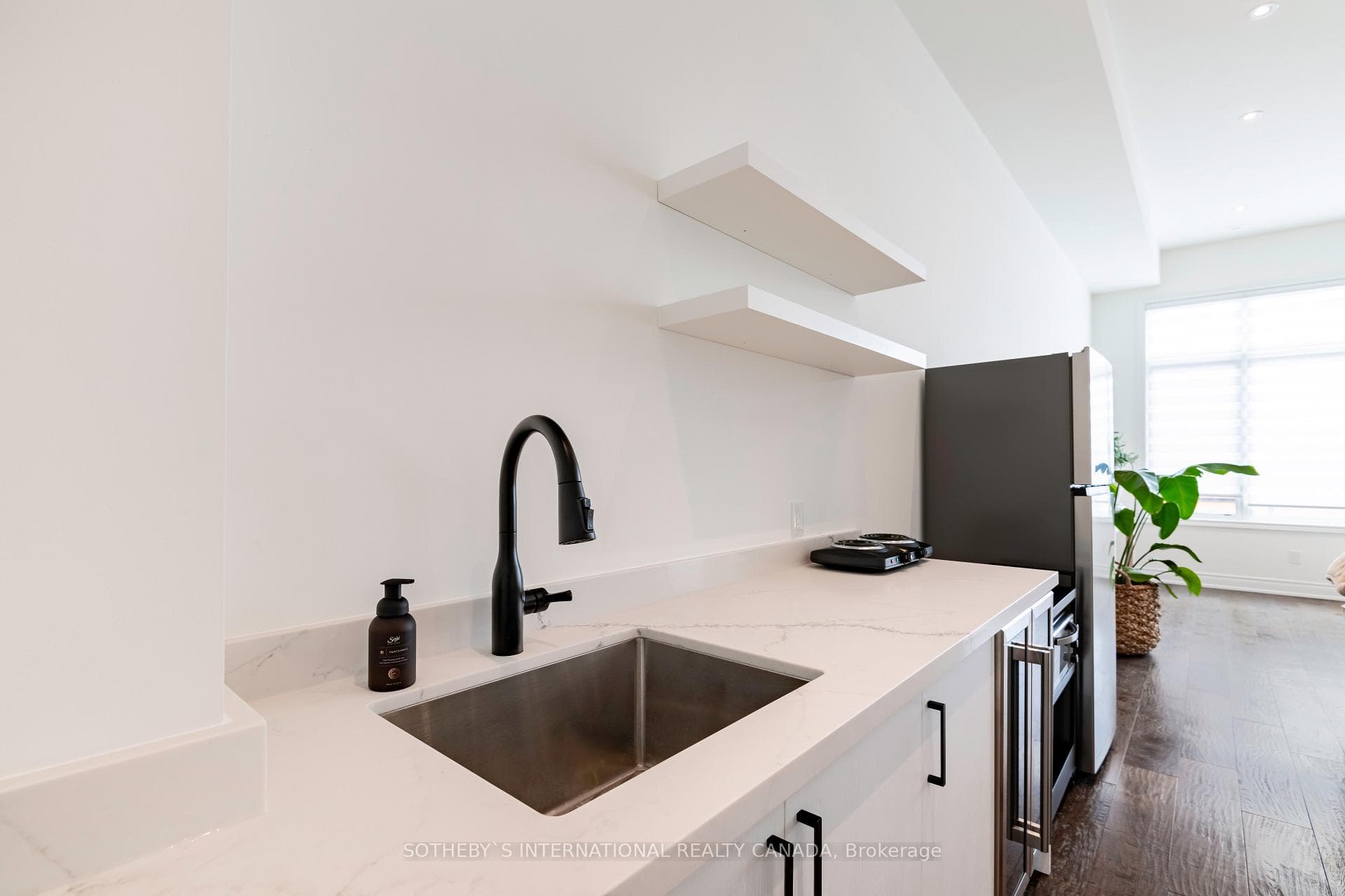 22 McCardy Court photo 11
