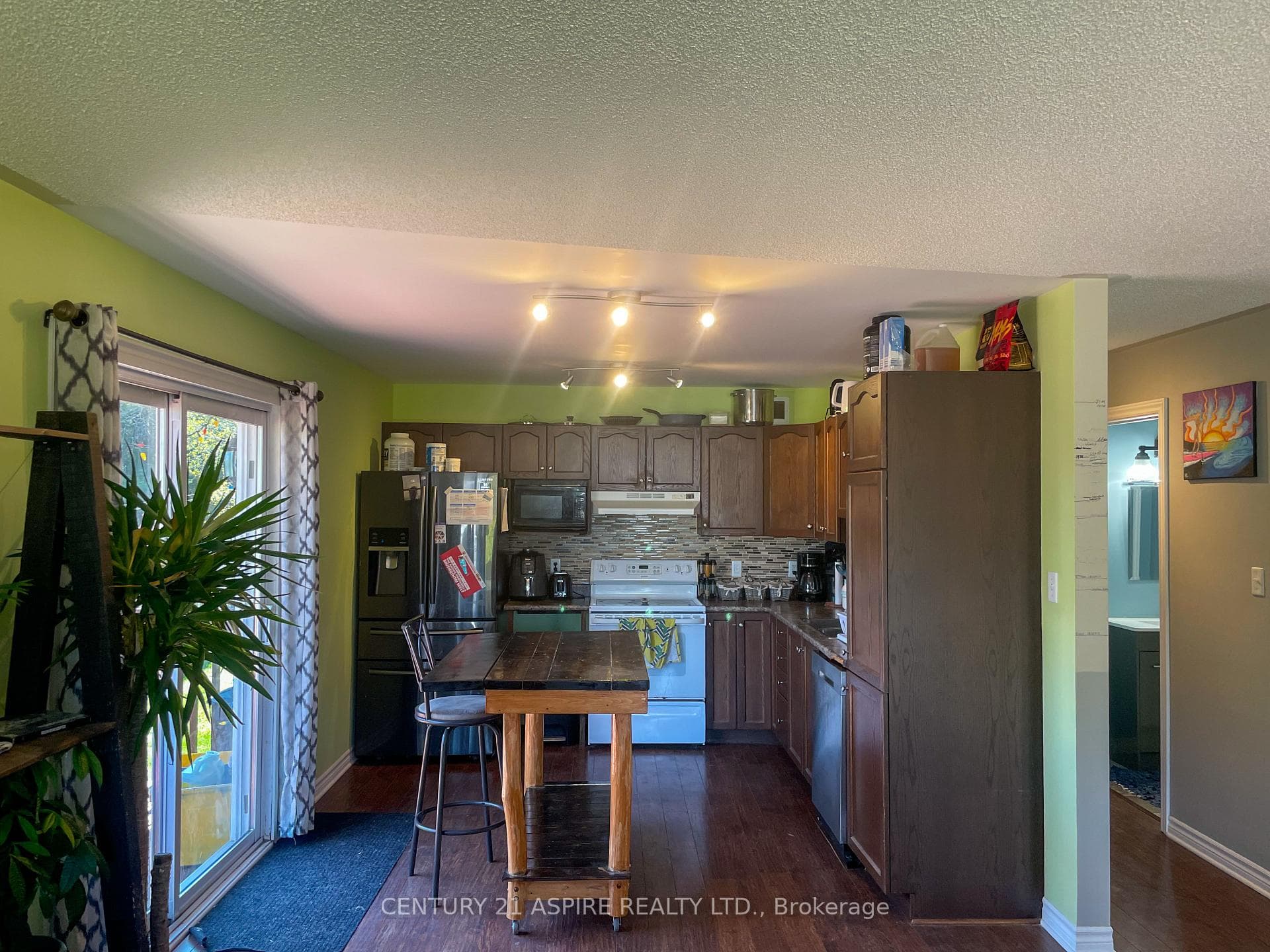 22 Joseph Street photo 8