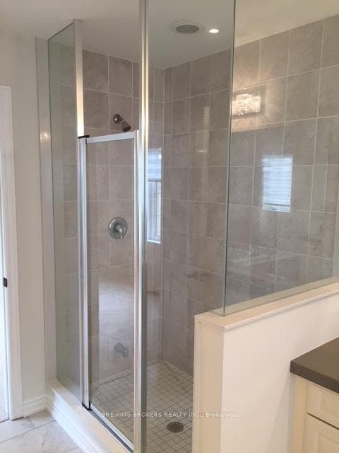 14 Travers Gate photo 21