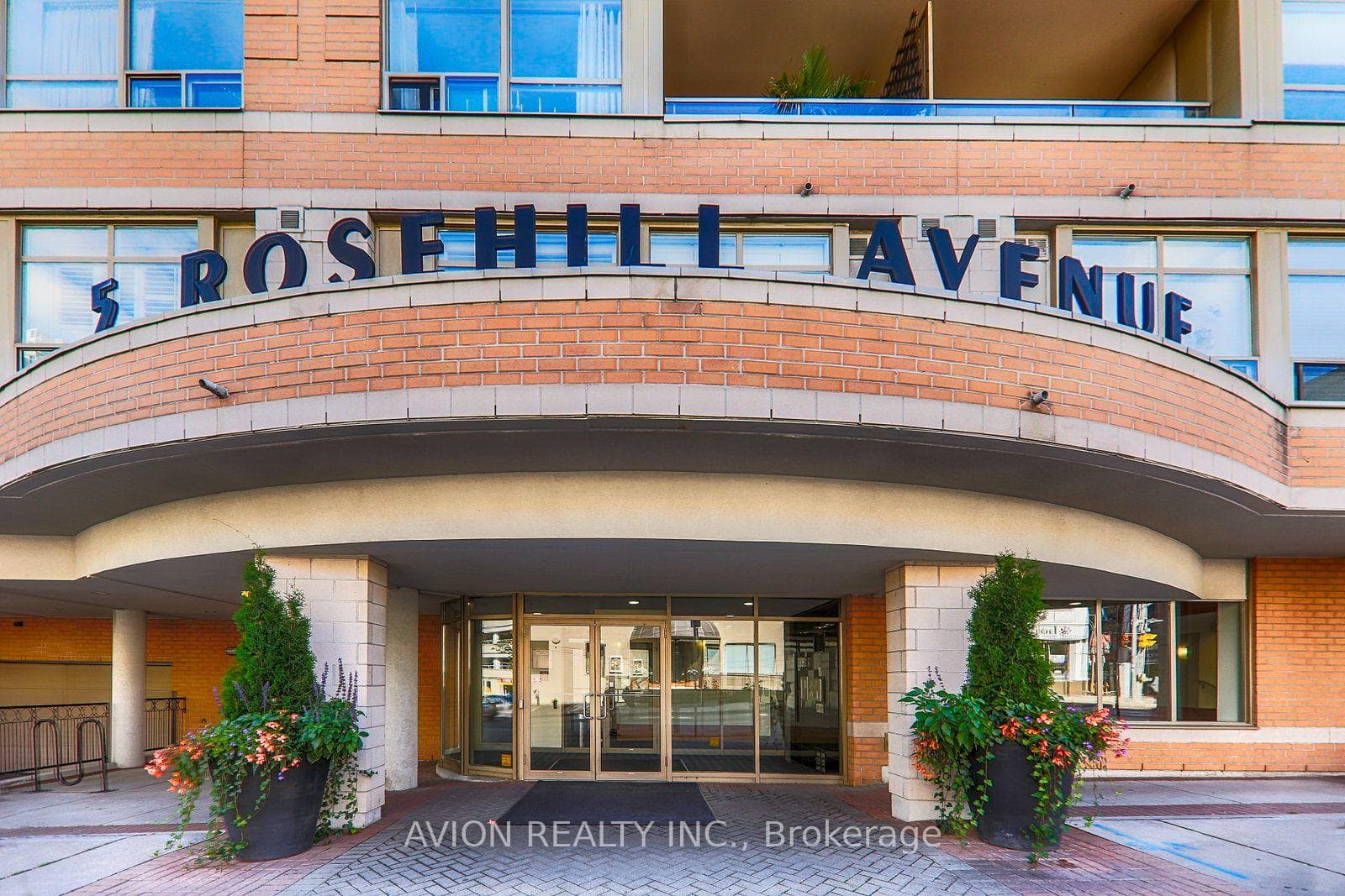 5 Rosehill Avenue Unit 515 photo 1