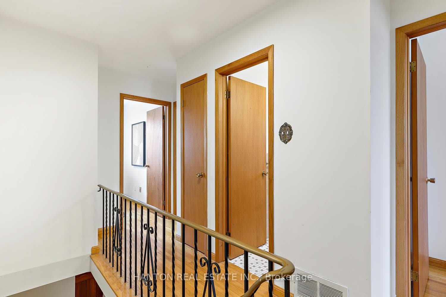 2nd Floor Landing