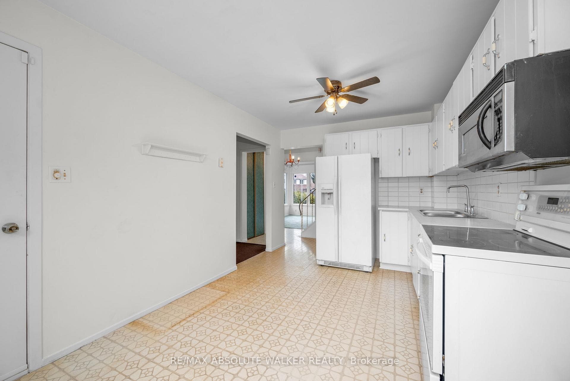 198 Rosemary Gardens photo 12