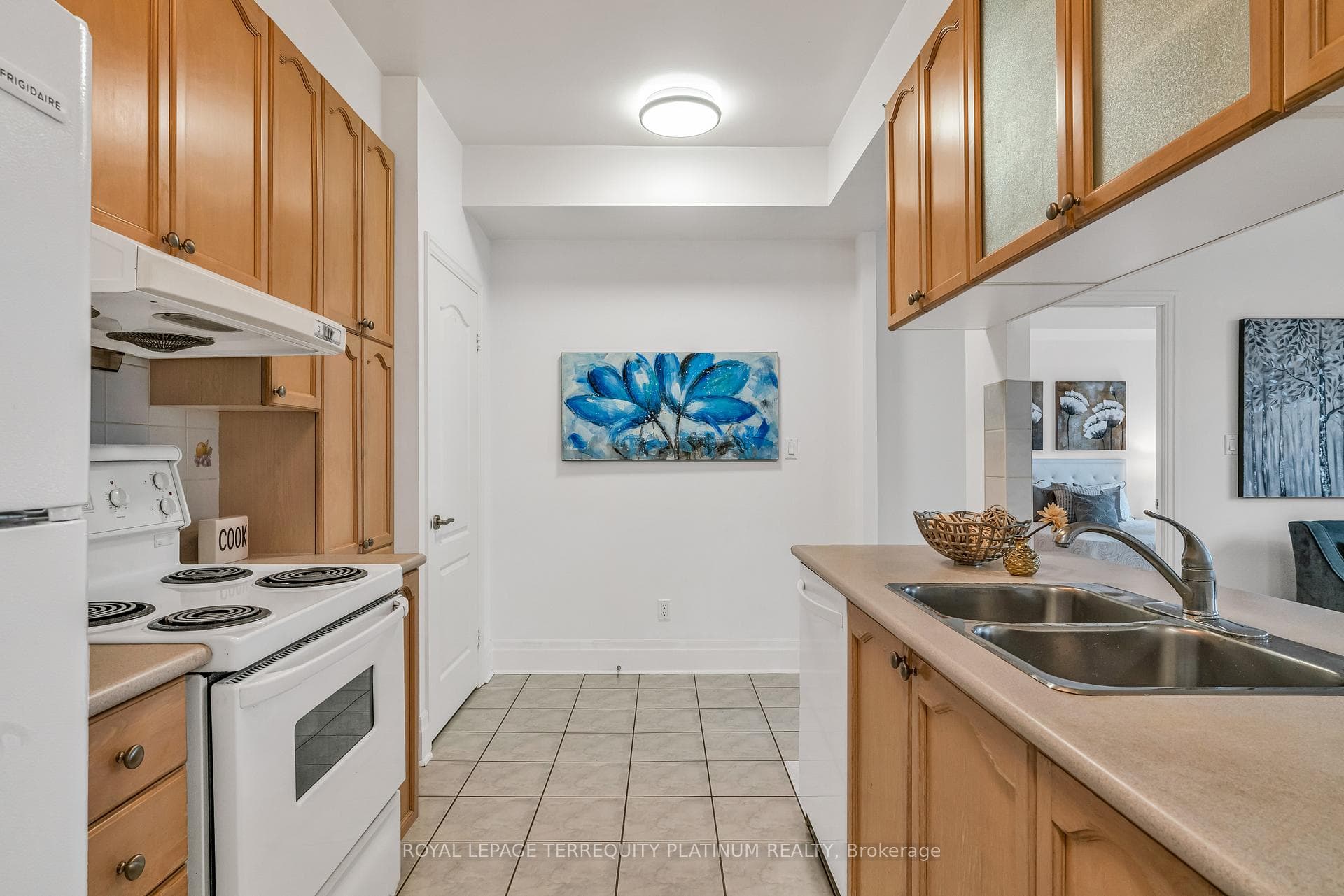 188 Doris Avenue Unit 1902 photo 7