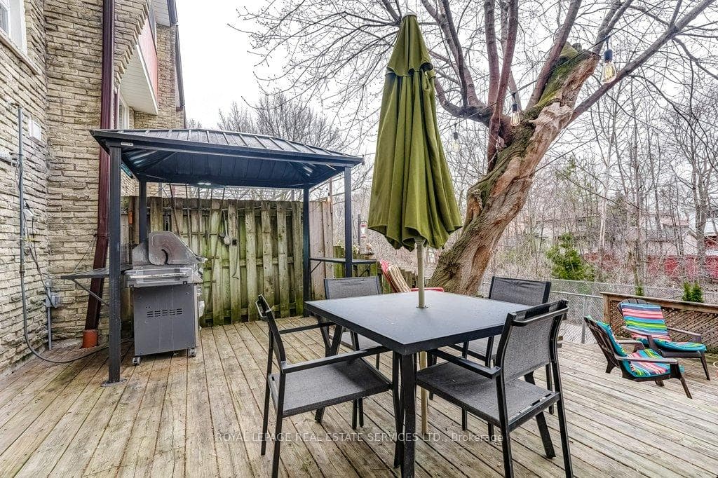 915 Inverhouse Drive Unit 68 photo 36