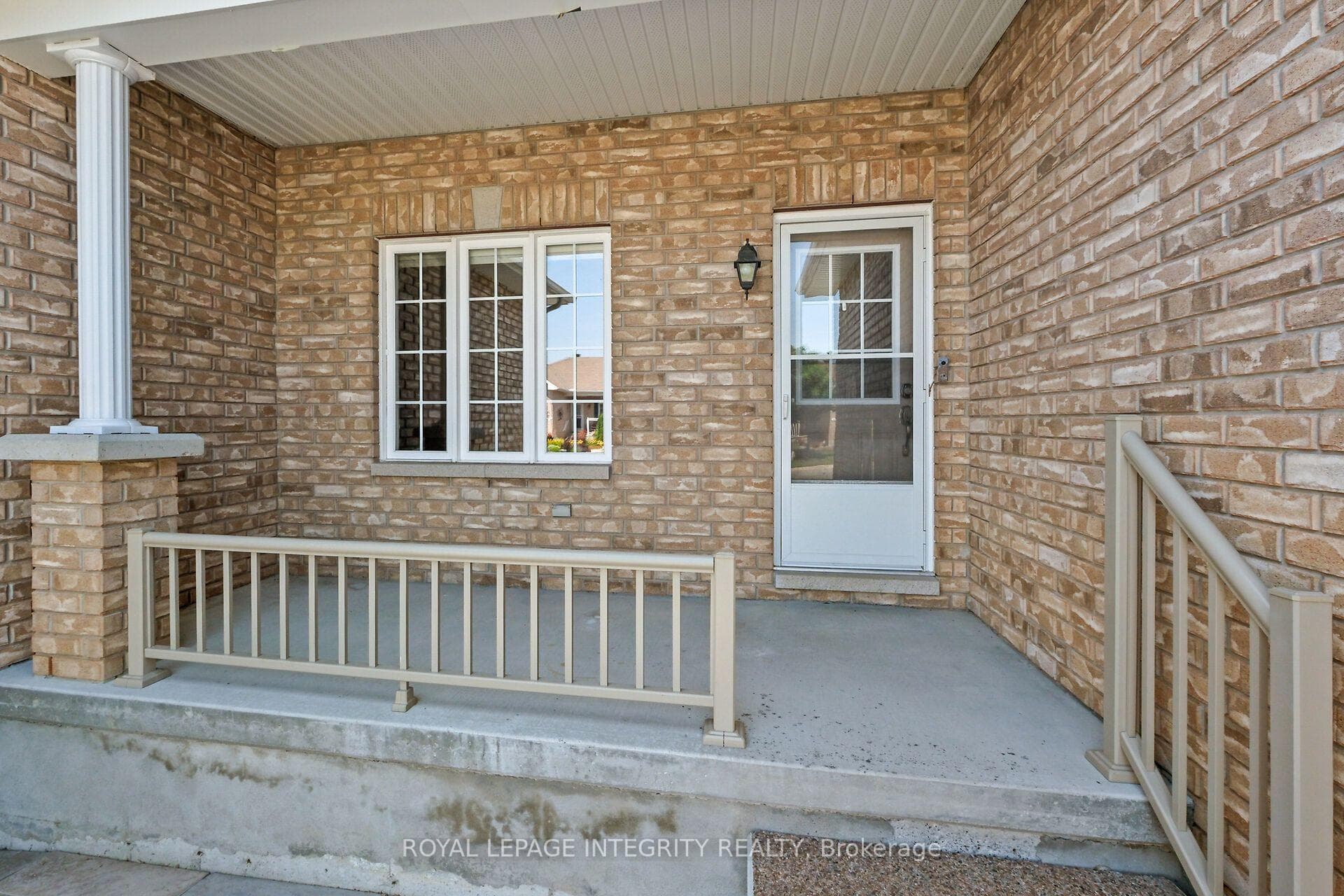 1 Moe Robillard Street photo 3