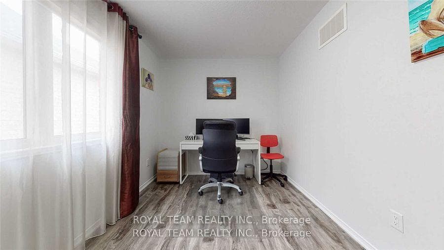 139 Russel Drive photo 21