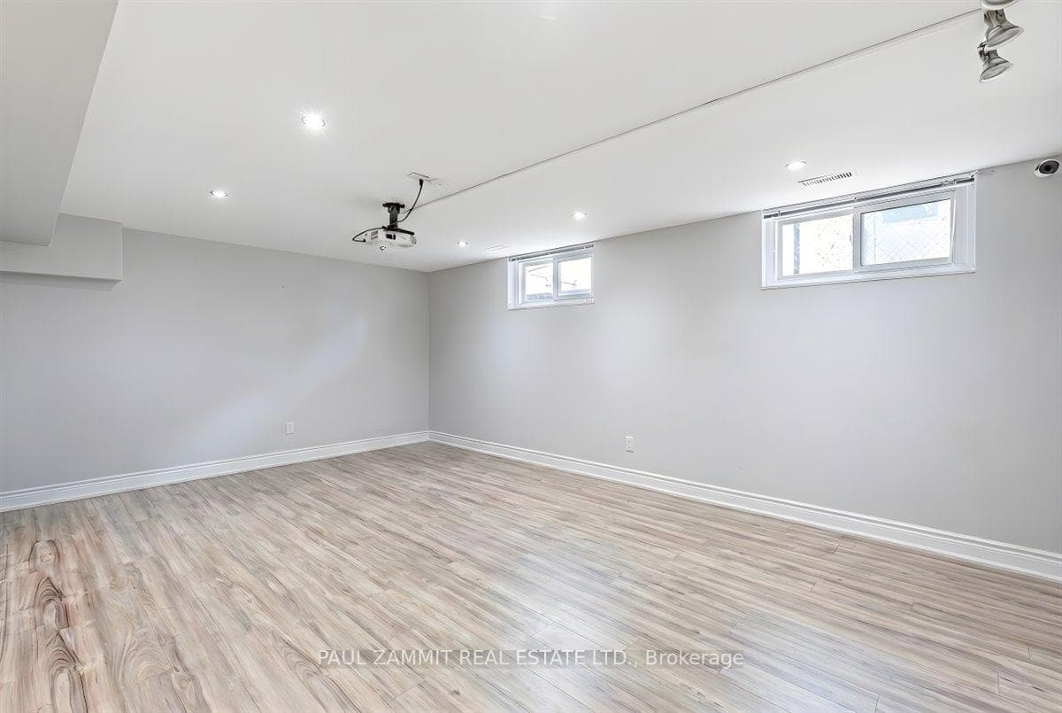 47 Ladyslipper Court photo 23