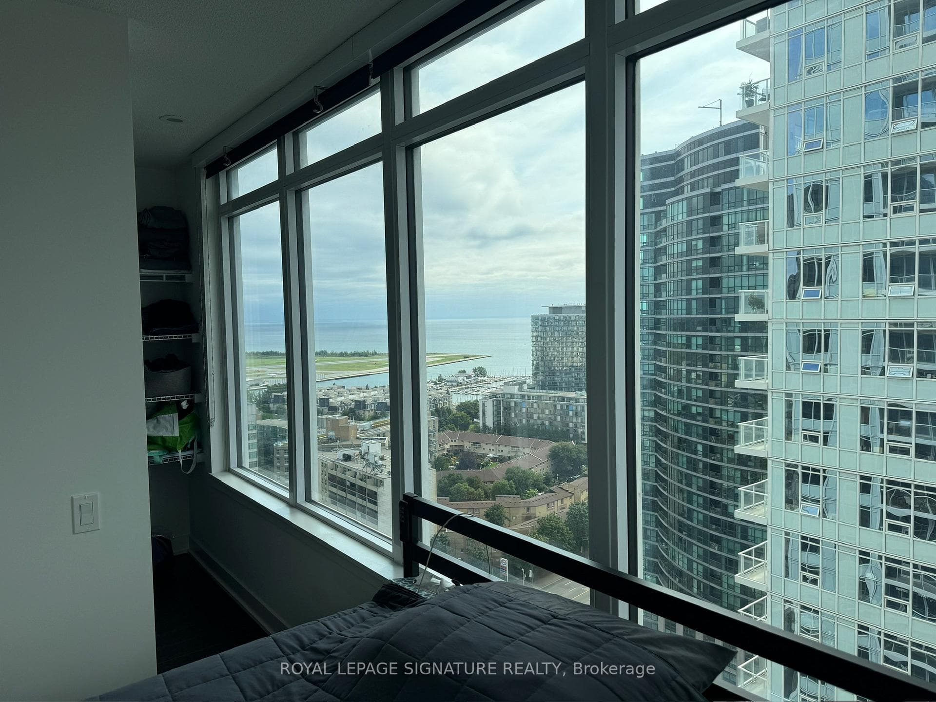 17 Bathurst Street Unit 2906 photo 10