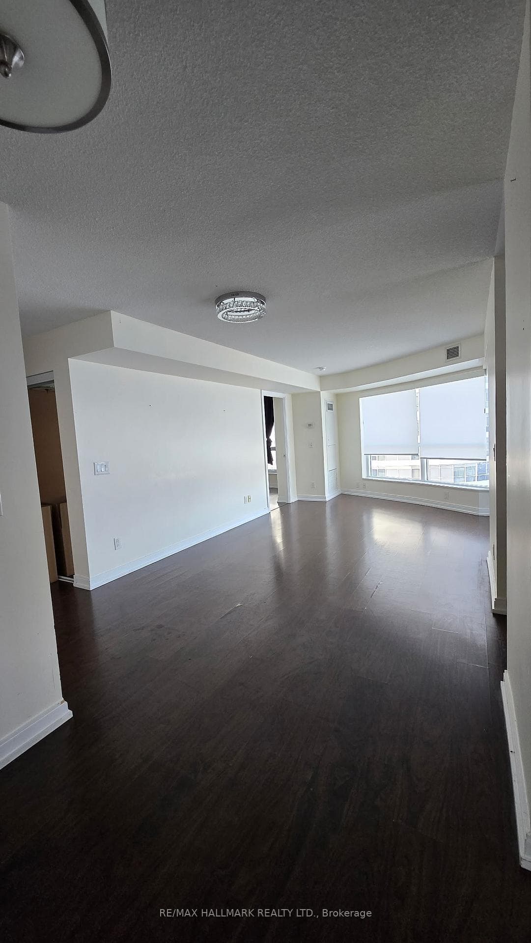 151 Village Green Square Unit 1708 photo 3