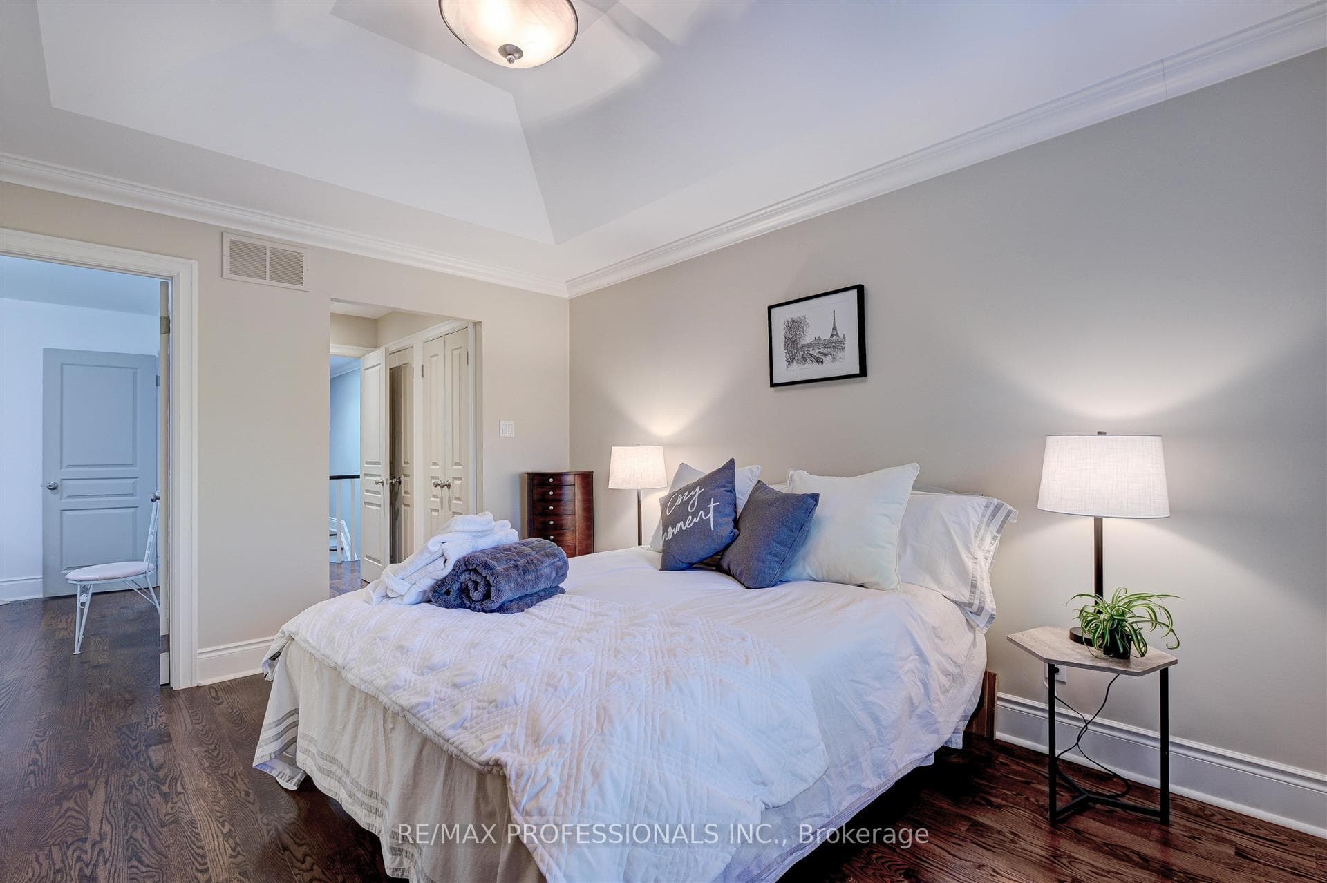 6 Marquis Avenue photo 19
