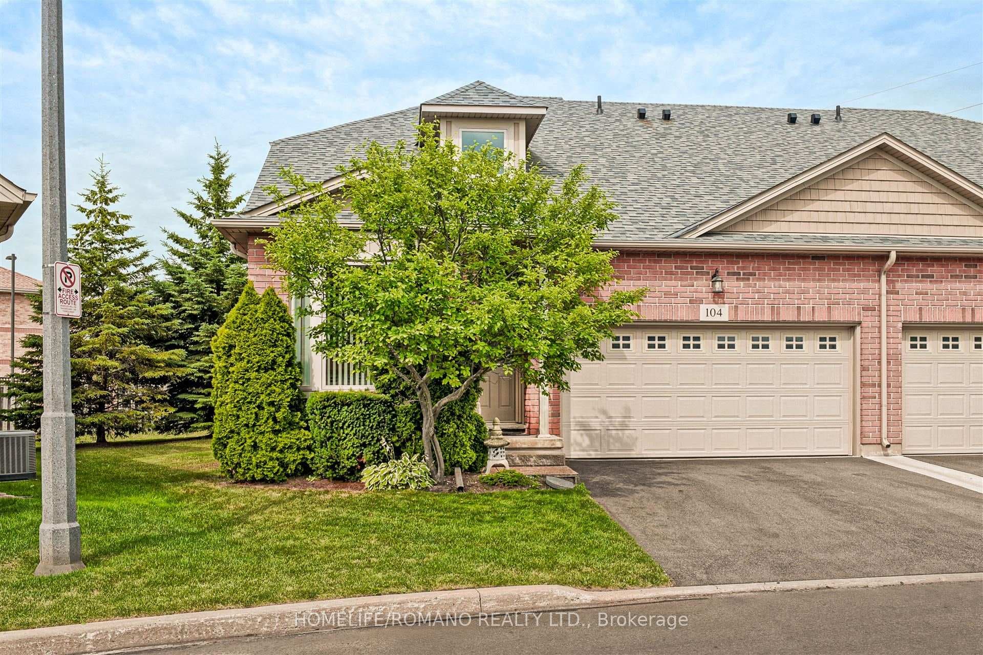 2125 Itabashi Way Unit 104 photo 2
