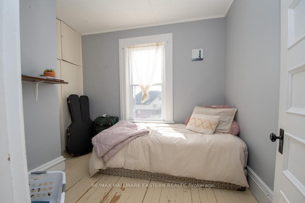 544 Charlotte Street photo 22
