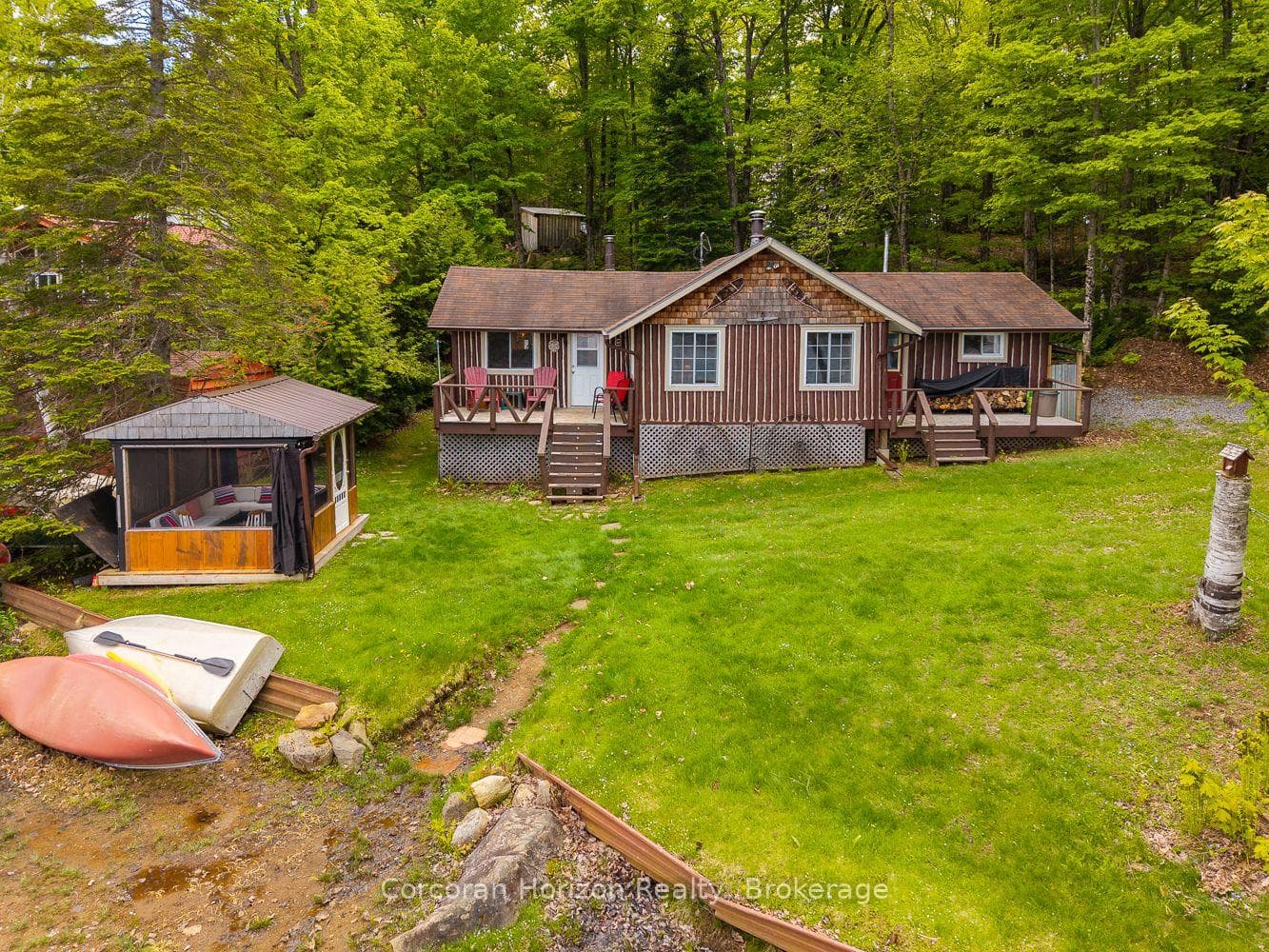 247 Mainhood Road photo 5