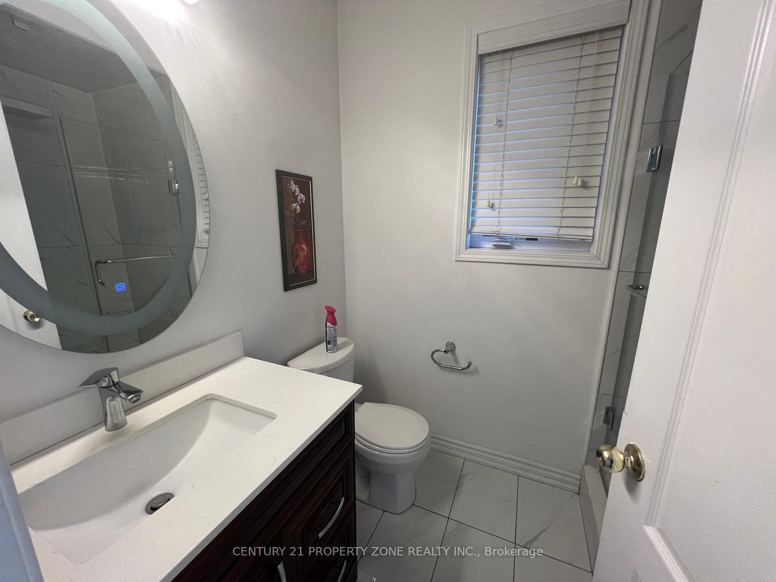 42 Arrowstone Court photo 17