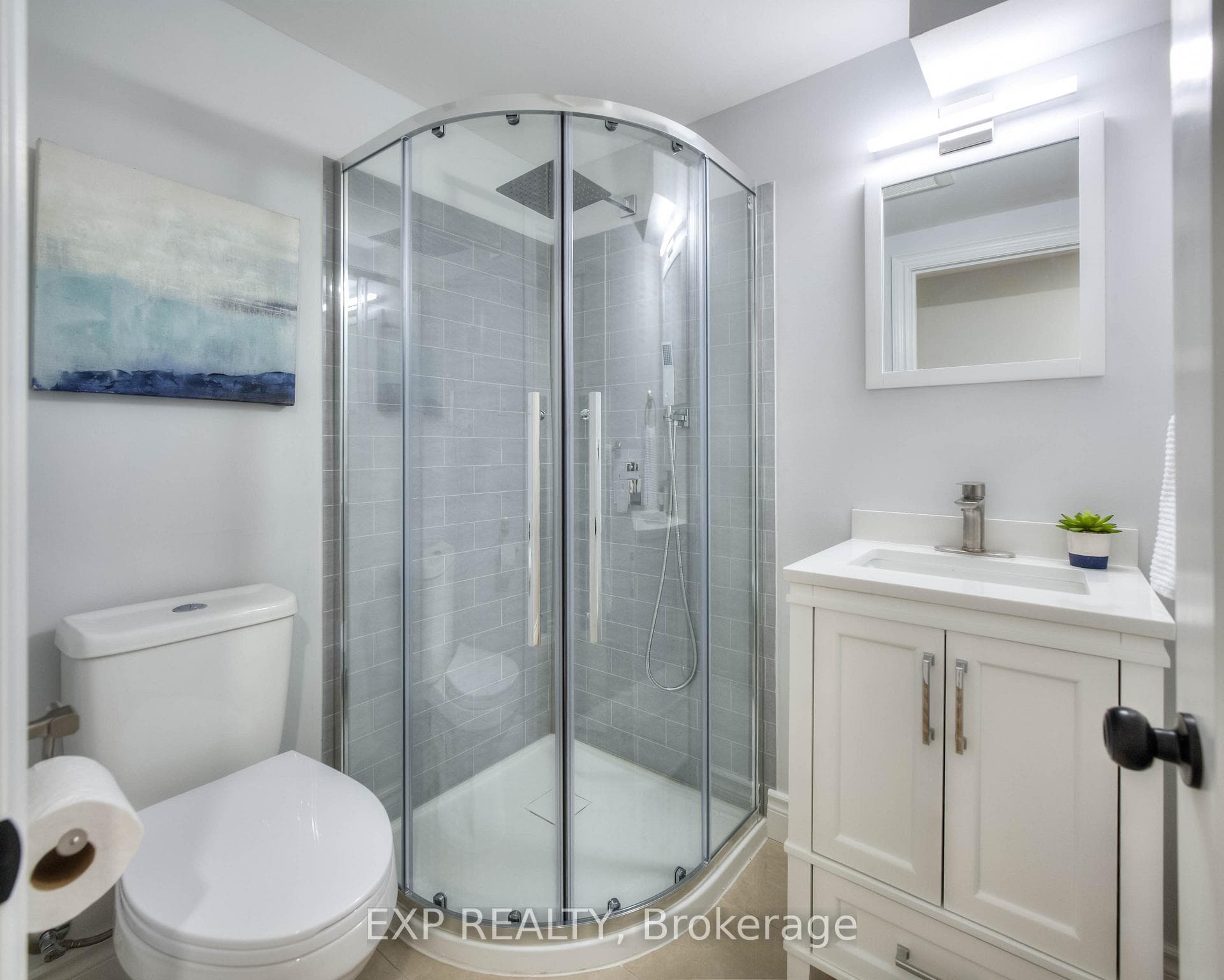 995 Langs Circle photo 14