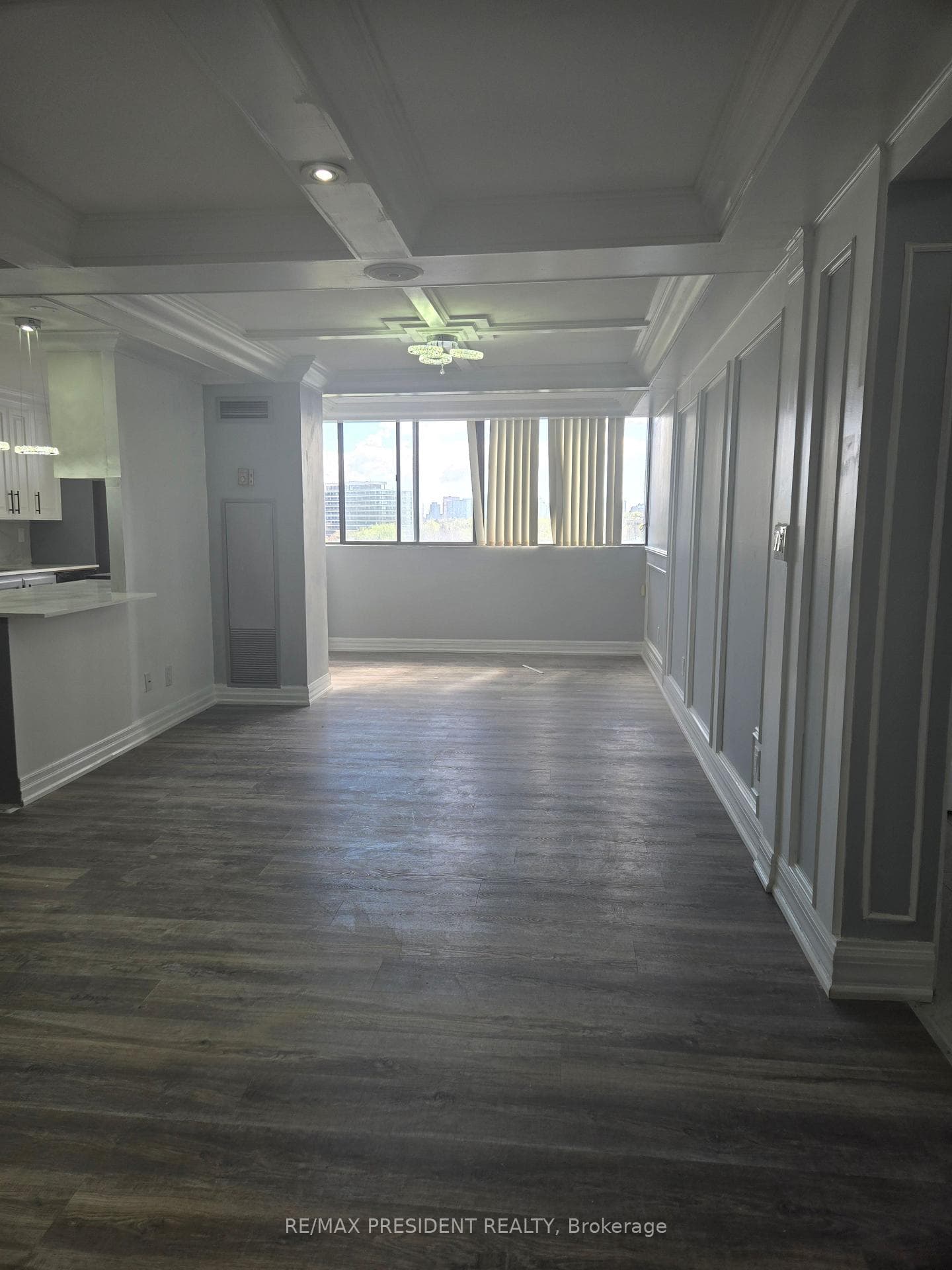 133 Torresdale Avenue Unit 808 photo 4