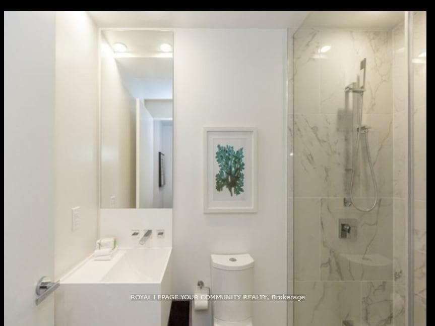 1 Bloor Street Unit 4308 photo 4