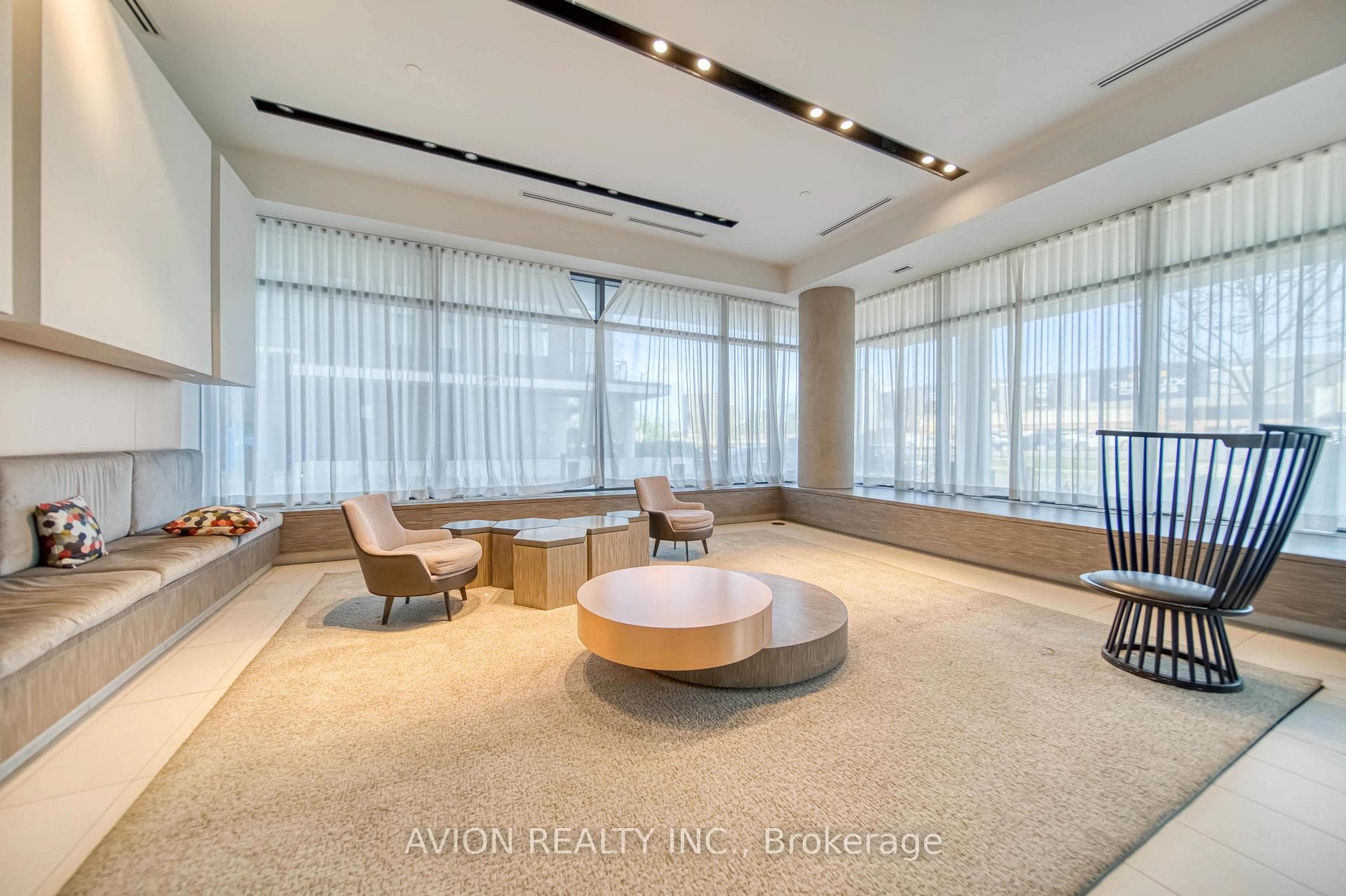 128 Fairview Mall Drive Unit 705 photo 4