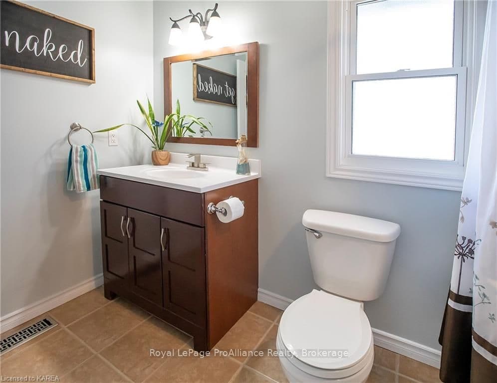 103 GRENADIER Drive photo 19
