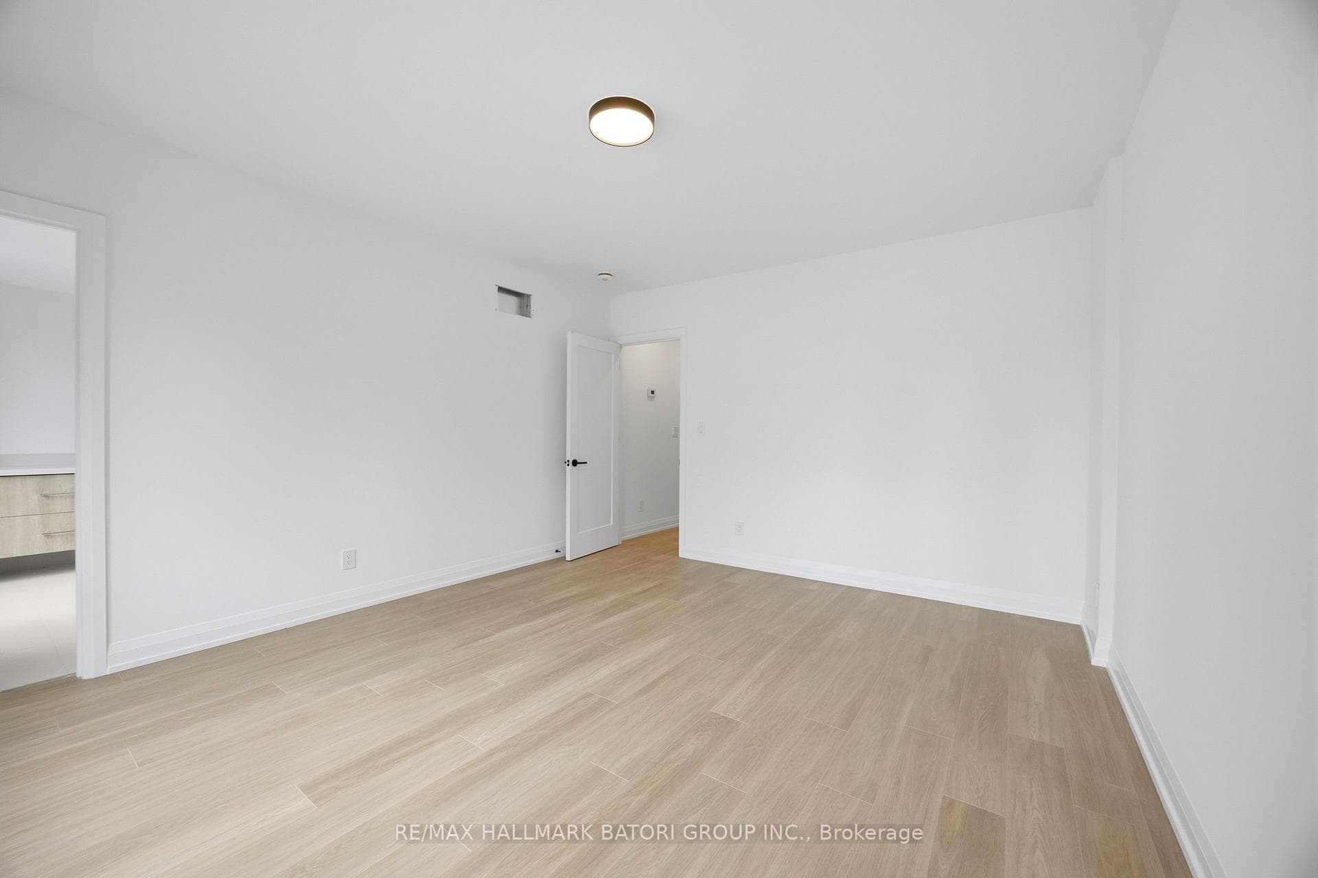 56 Camberwell Road Unit 3 photo 46