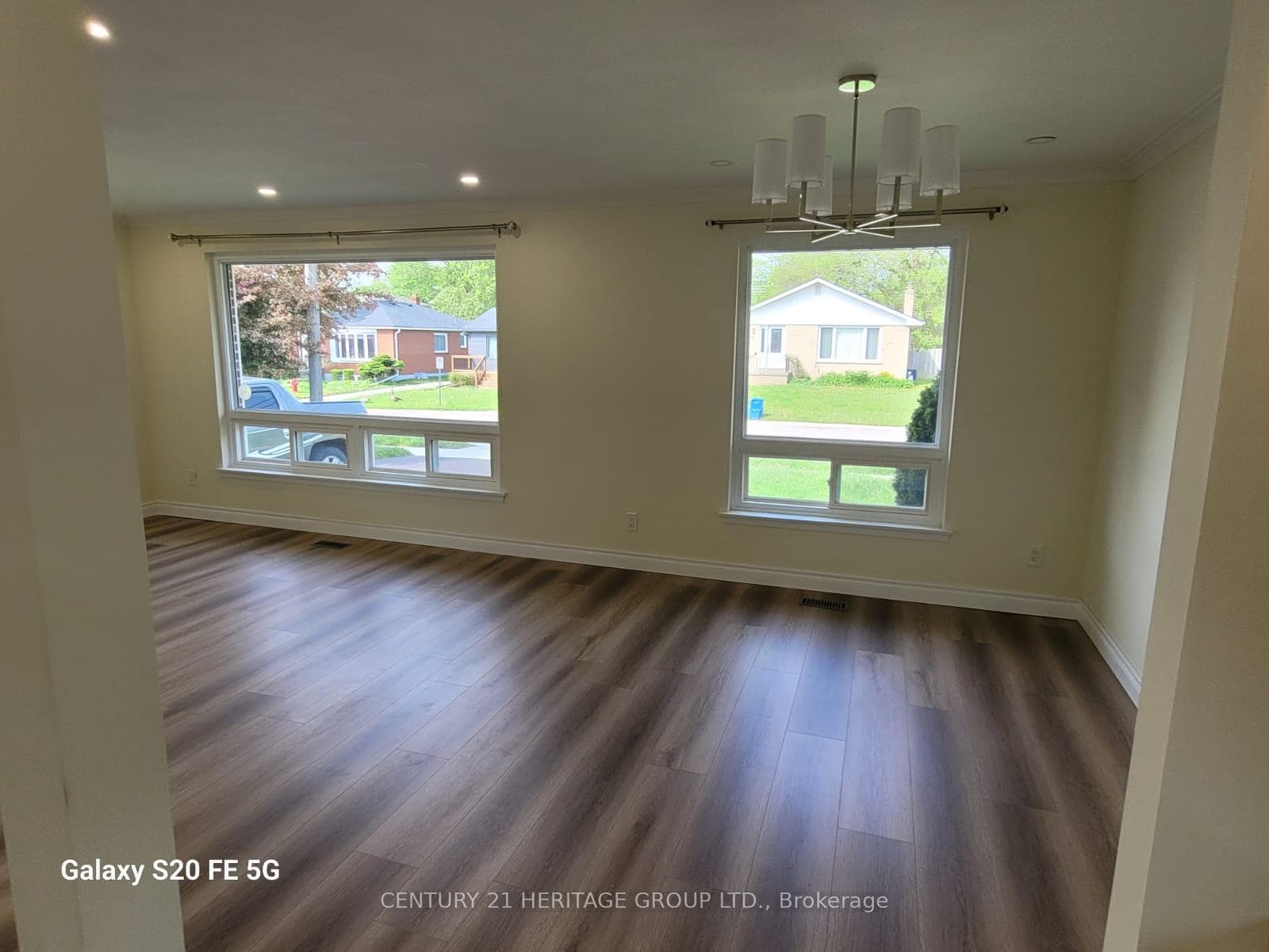 67 Bolton Avenue photo 5