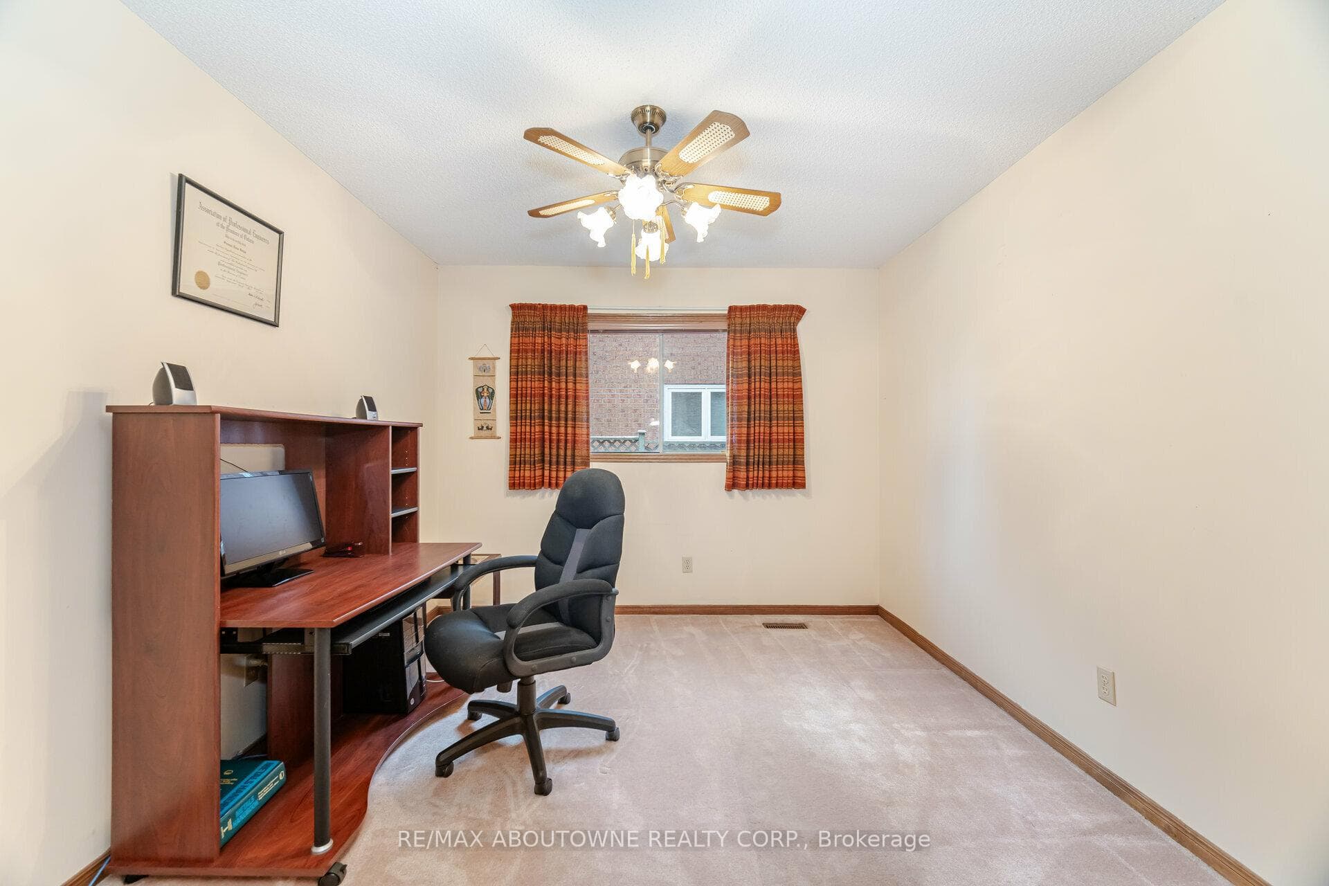 1500 Greenridge Circle photo 17