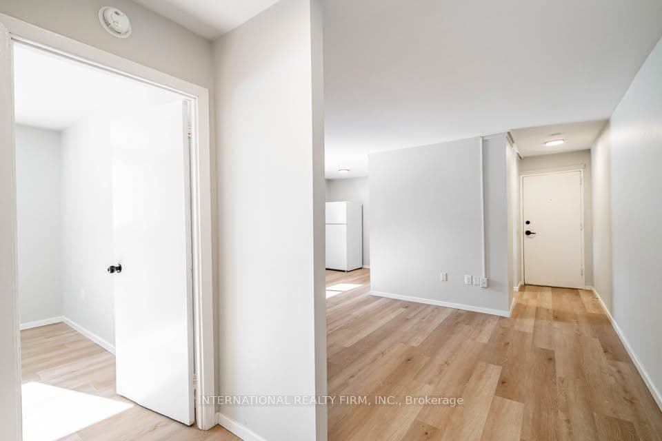 77 East Street photo 9
