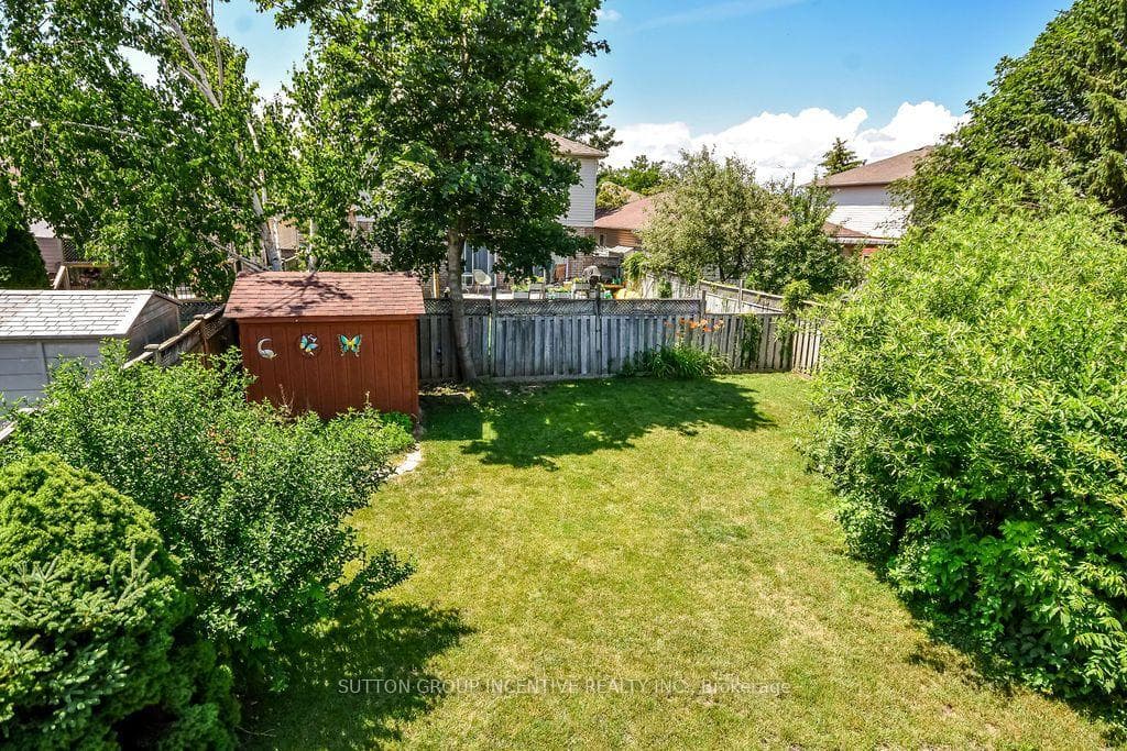 10 Palling Lane photo 12