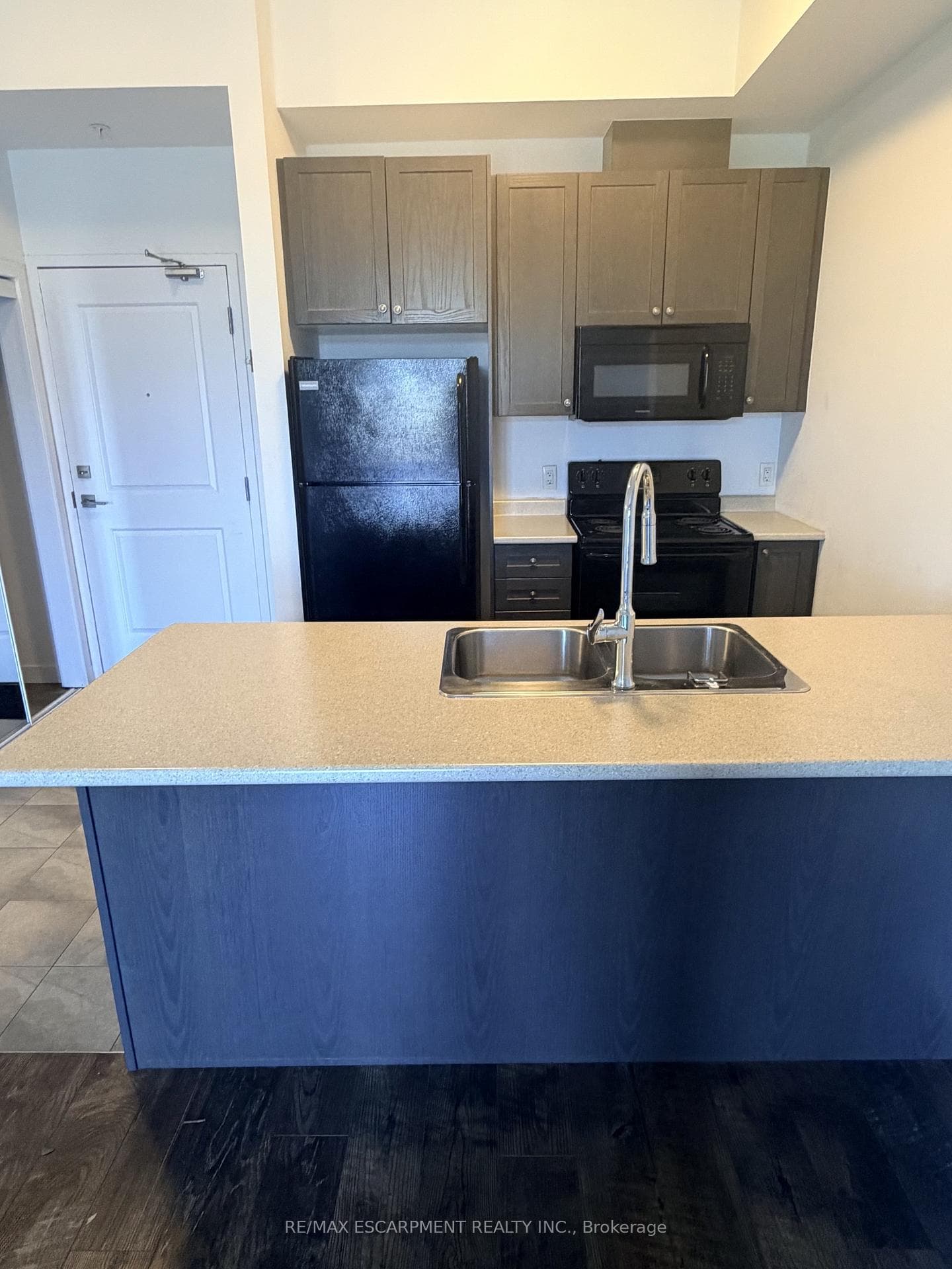 5010 Corporate Drive Unit 408 photo 7