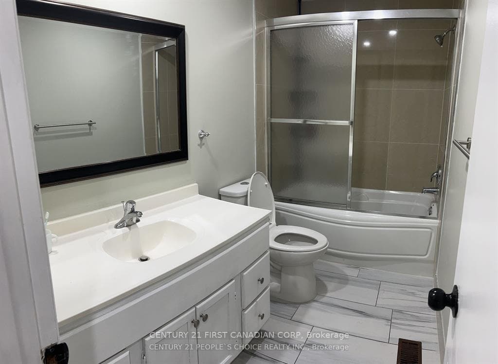 747 Dunelm Lane photo 8