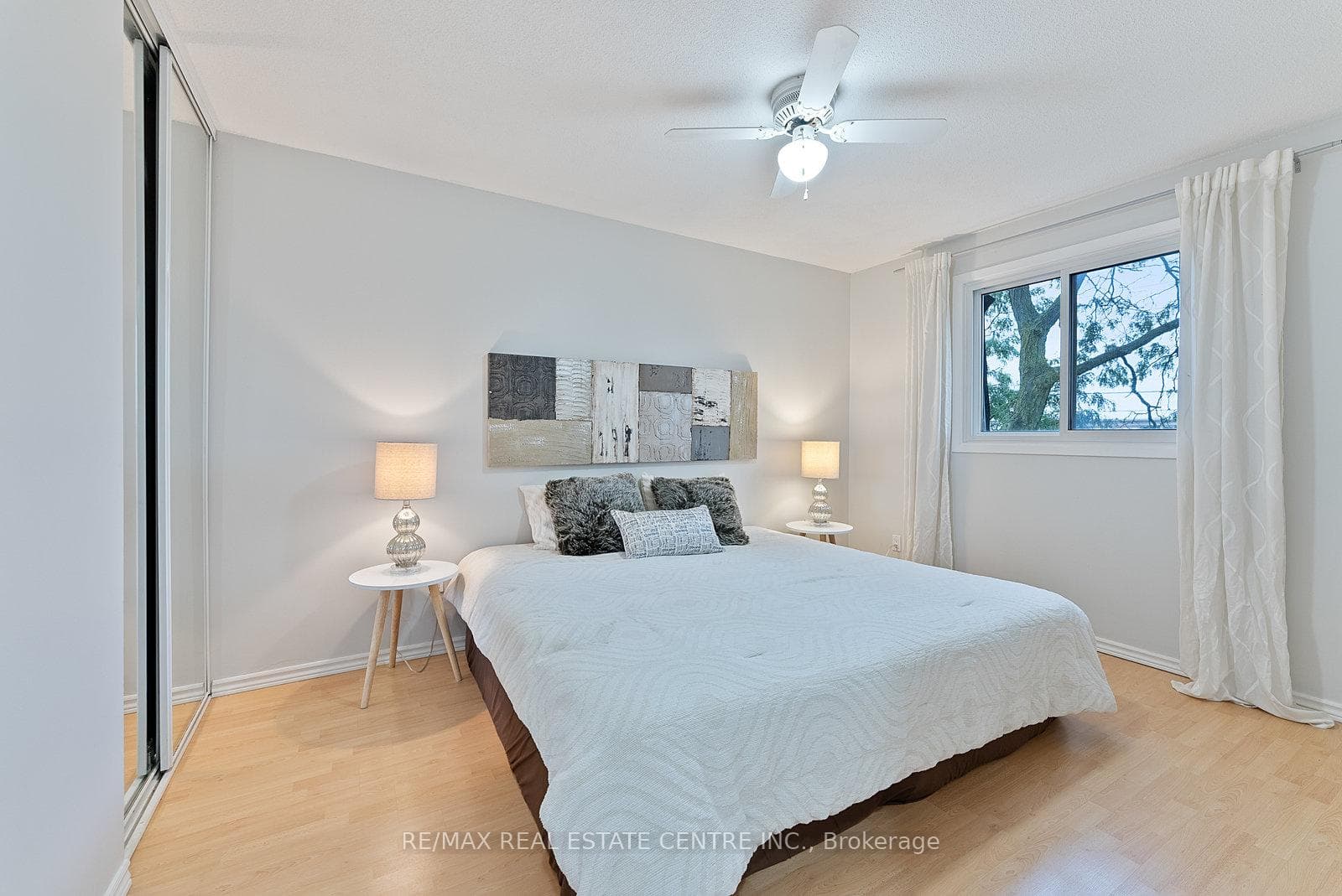 830 Stainton Drive Unit 10 photo 27