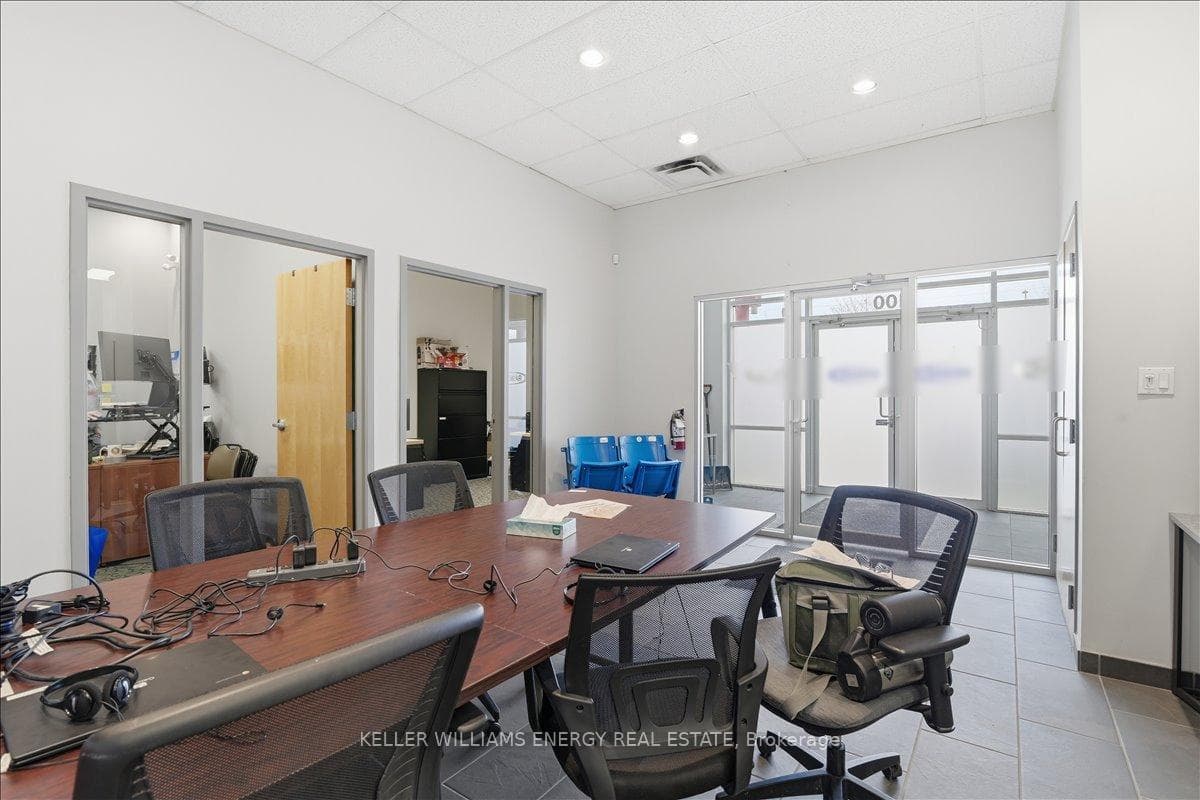 1143 Wentworth Street Unit 100 photo 4