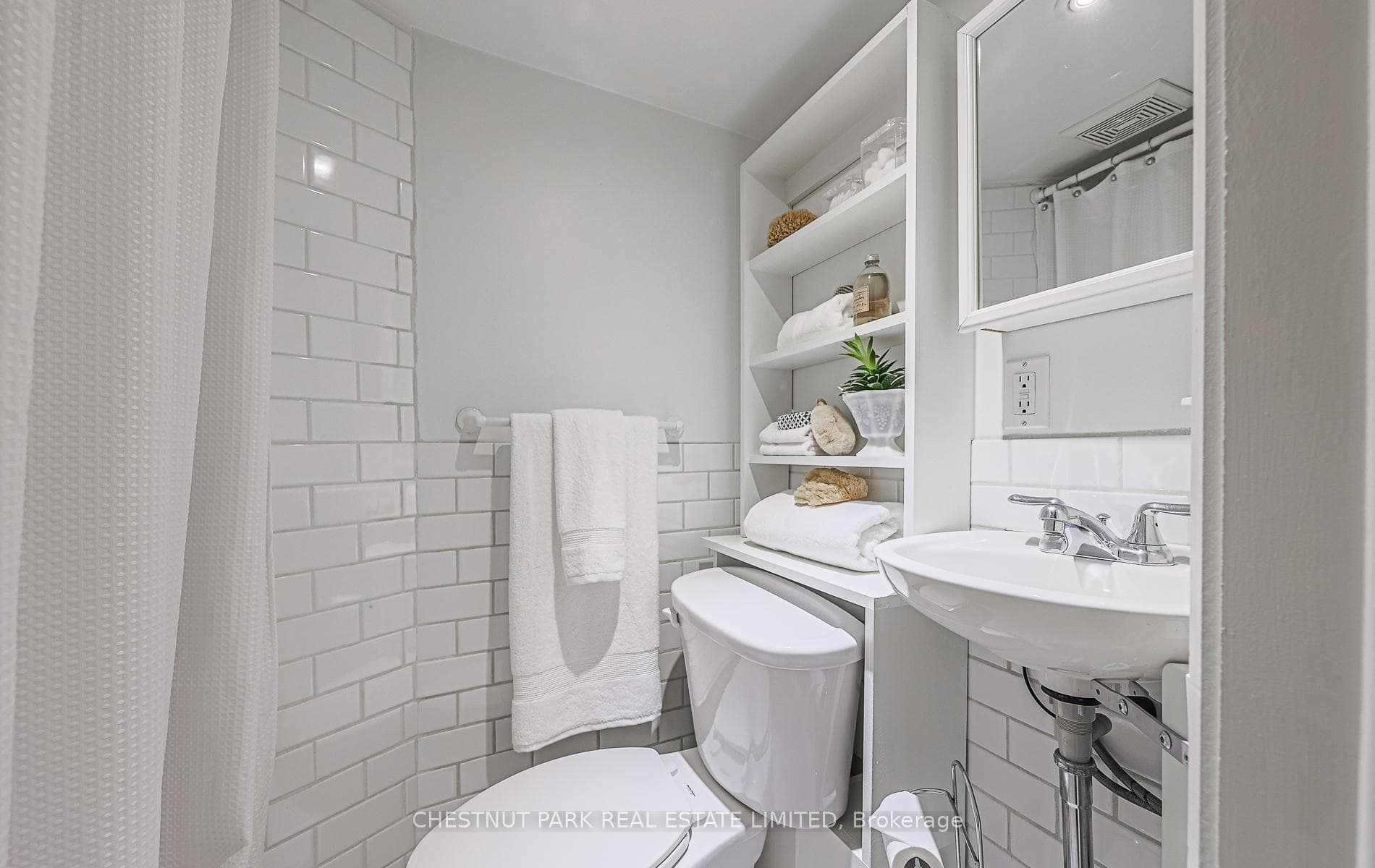 38 Craighurst Avenue photo 40