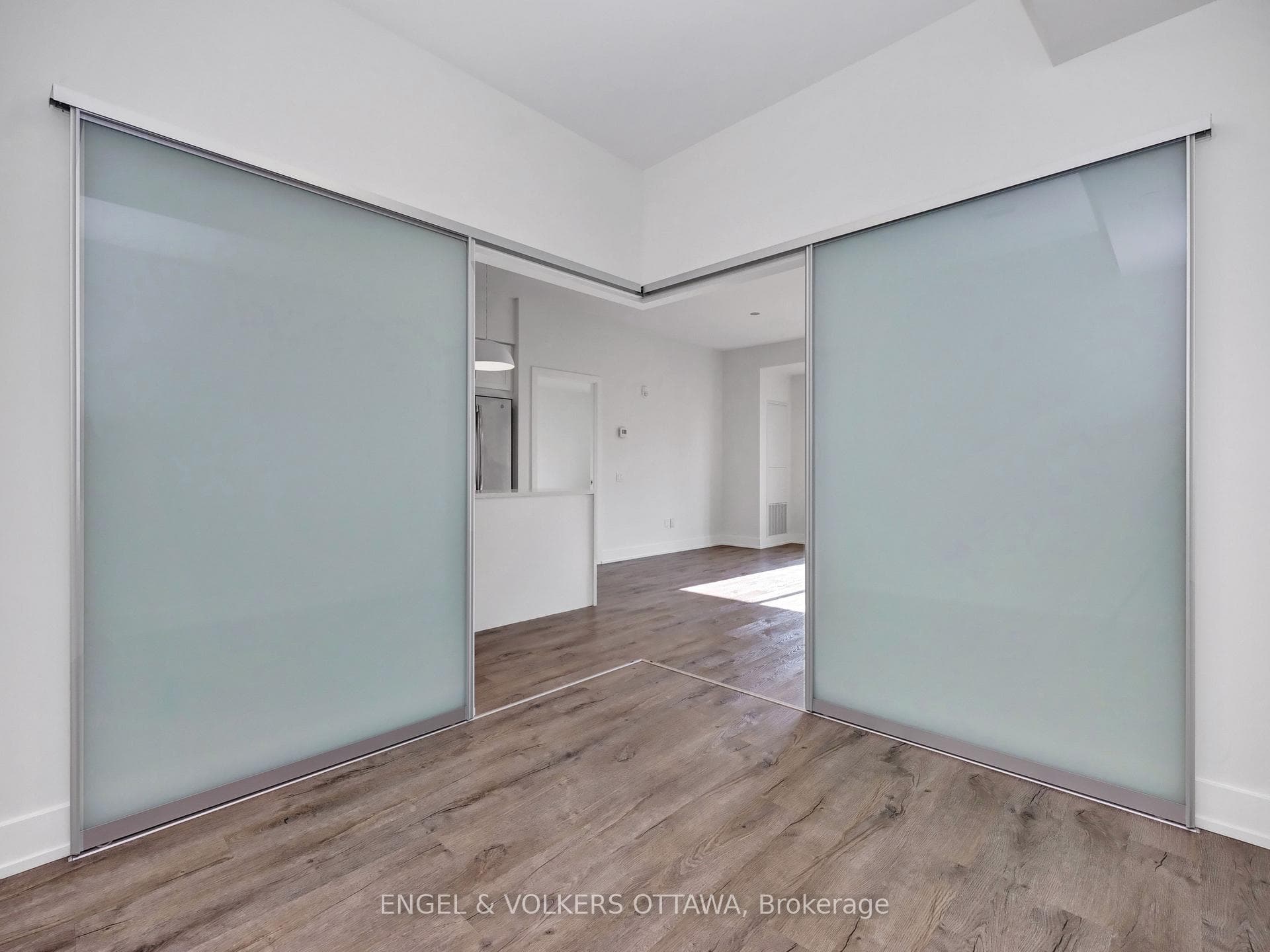 280 Crichton Street Unit 108 photo 22