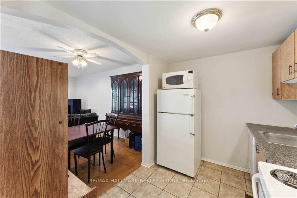 2398 ORIENT PARK Drive photo 4