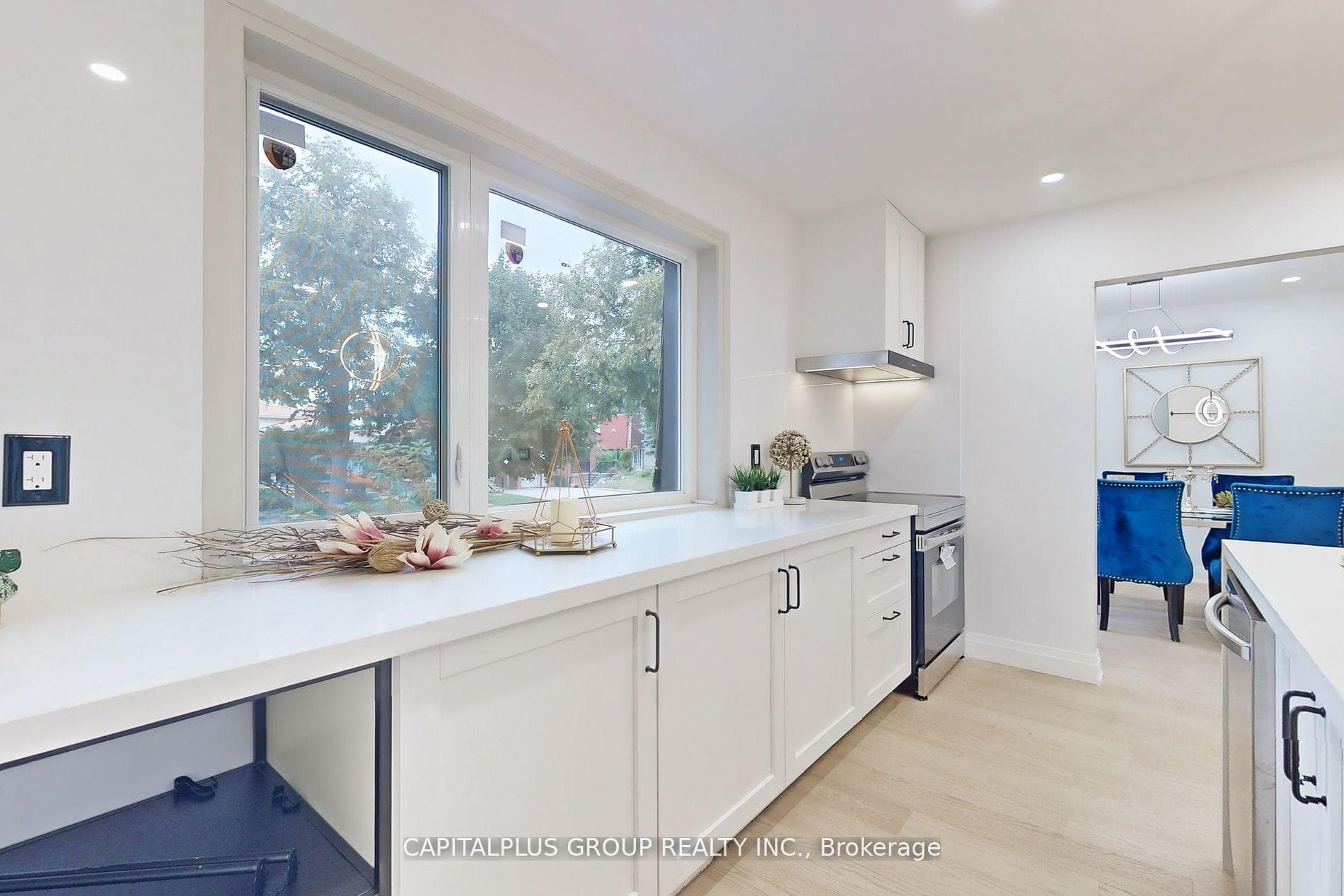 105 Angus Drive photo 21
