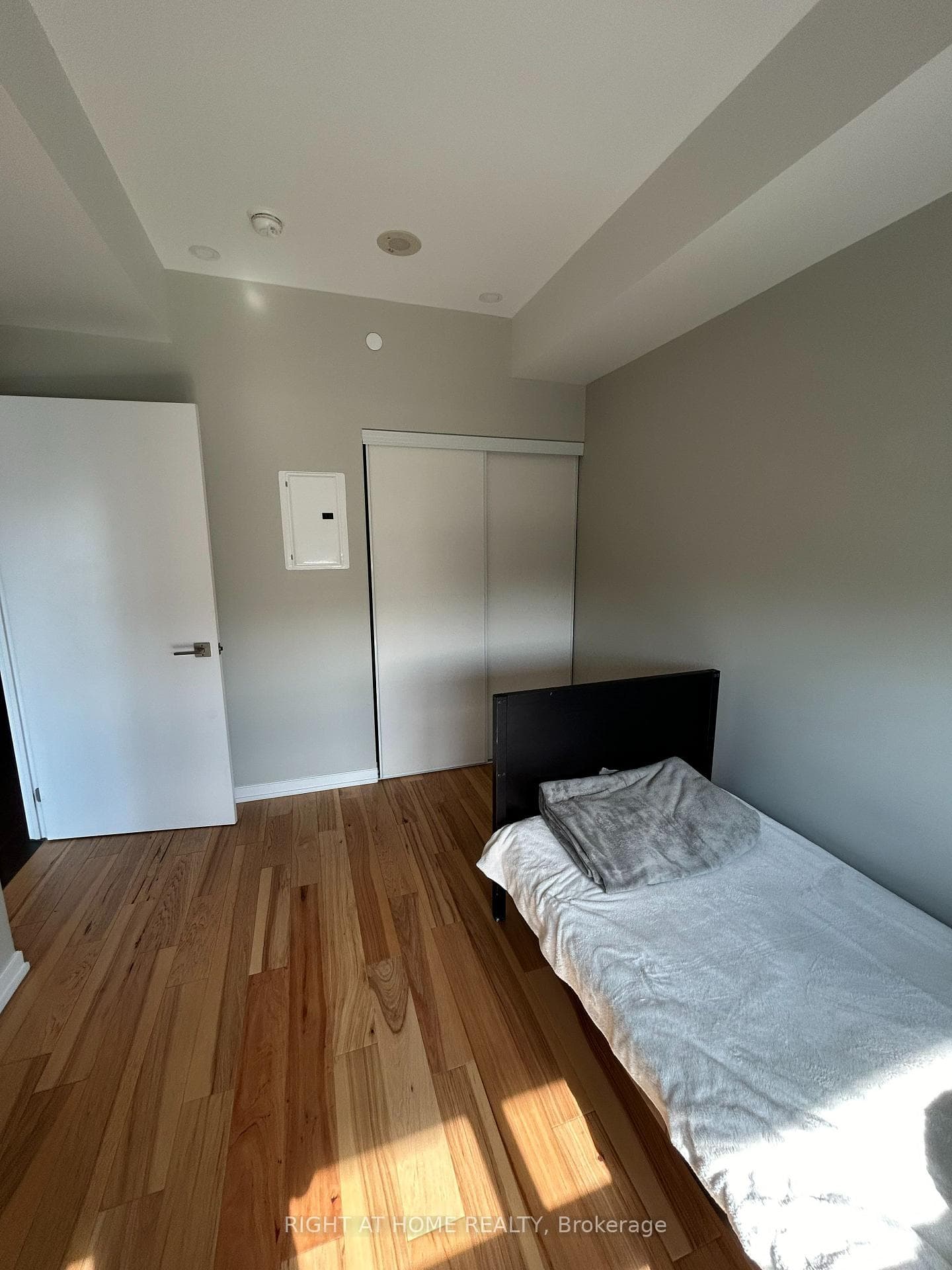 52 Forest Manor Road Unit 225 photo 26