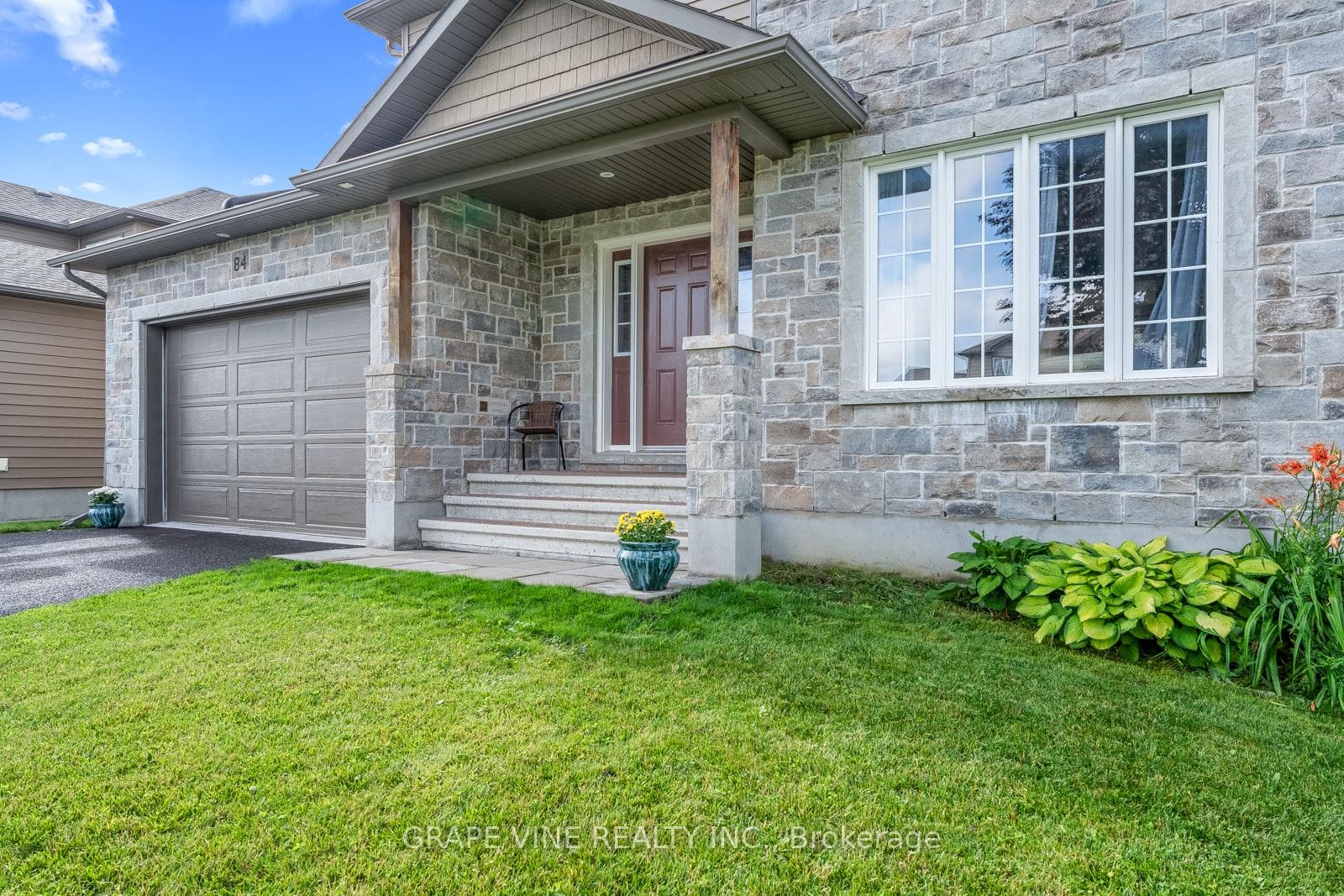 84 Settlement Lane photo 4
