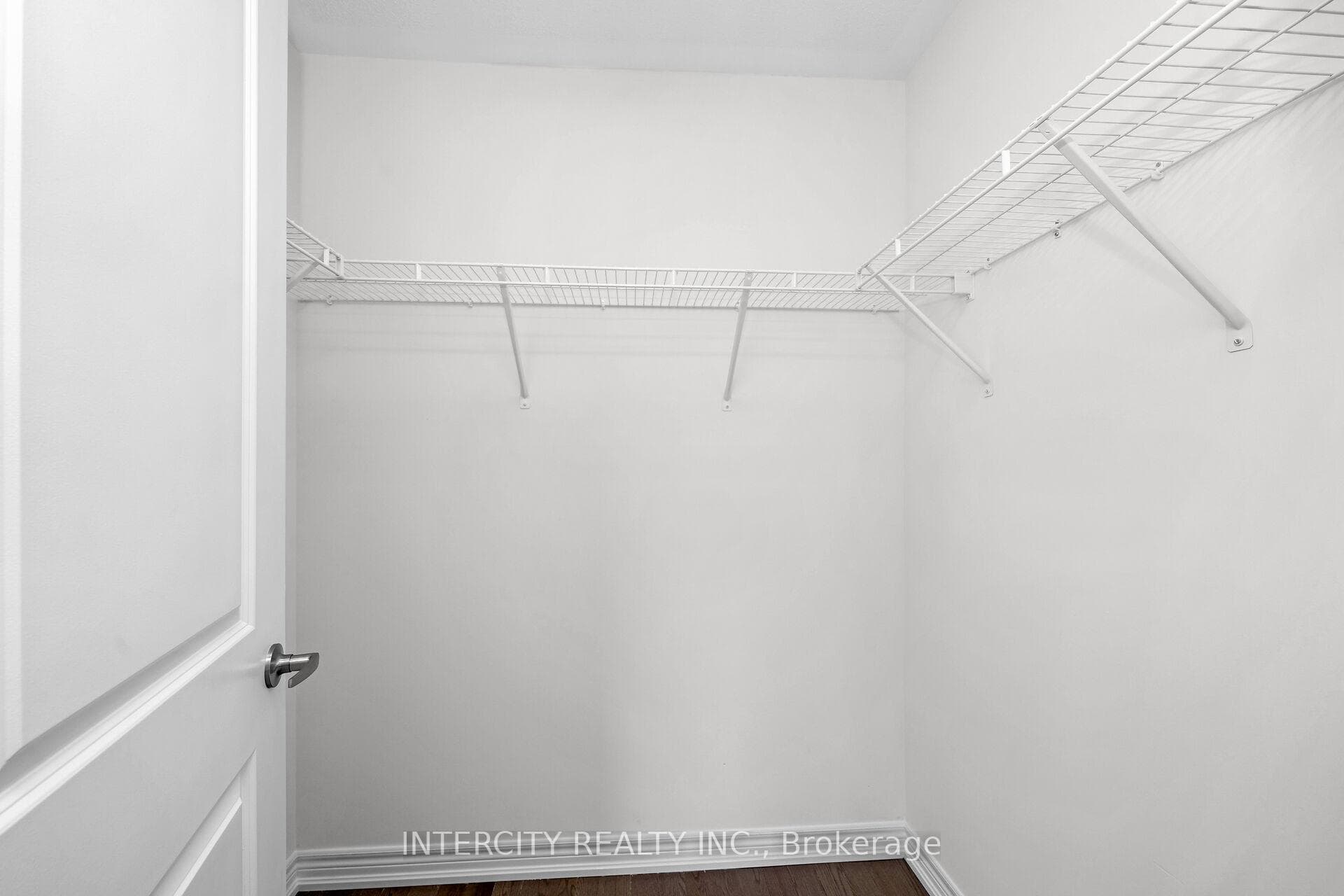 28 Queenpost Drive Unit 30 photo 27