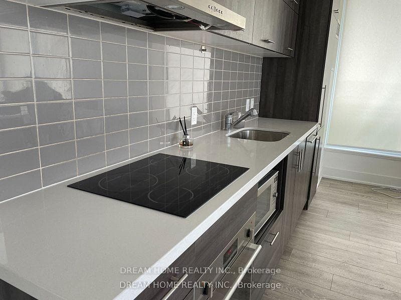 8081 Birchmount Road Unit 1505 photo 3