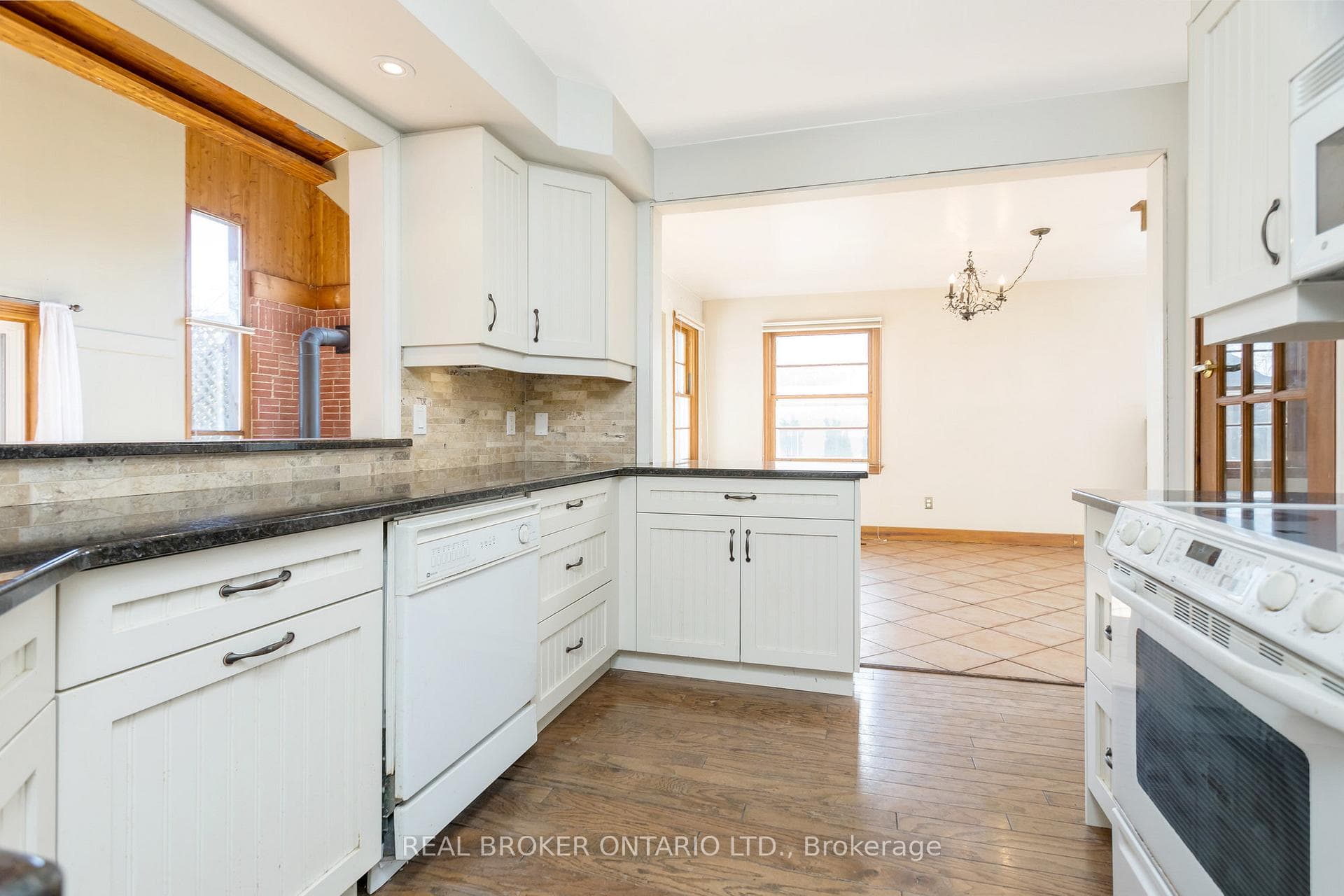 14 Orchard Boulevard photo 15