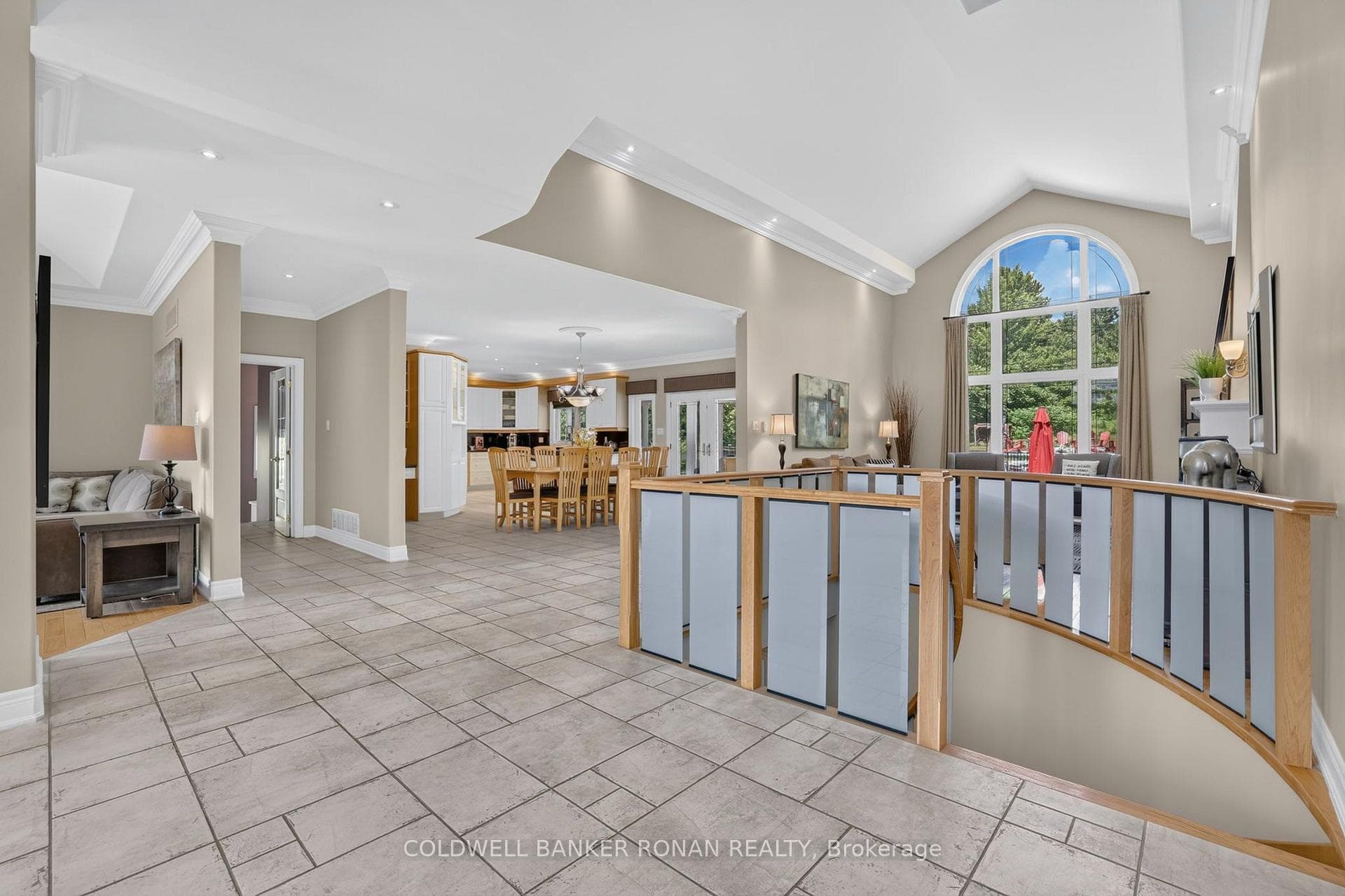9 Moraine Place photo 10