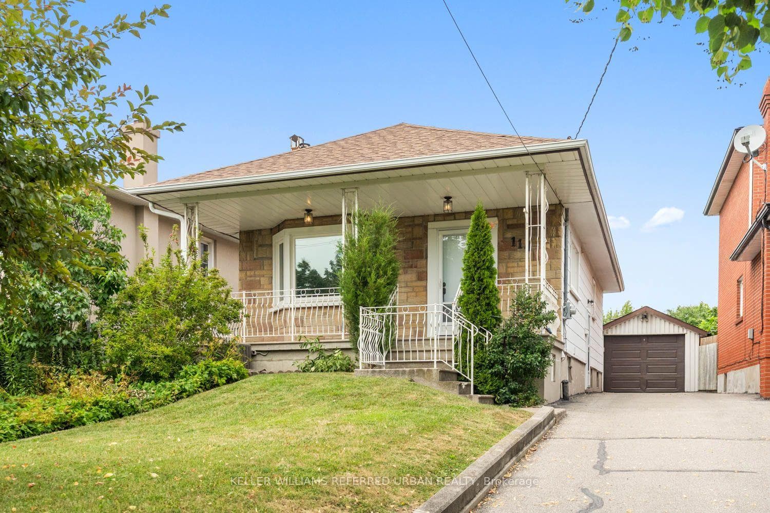 114 Gracefield Avenue photo 1