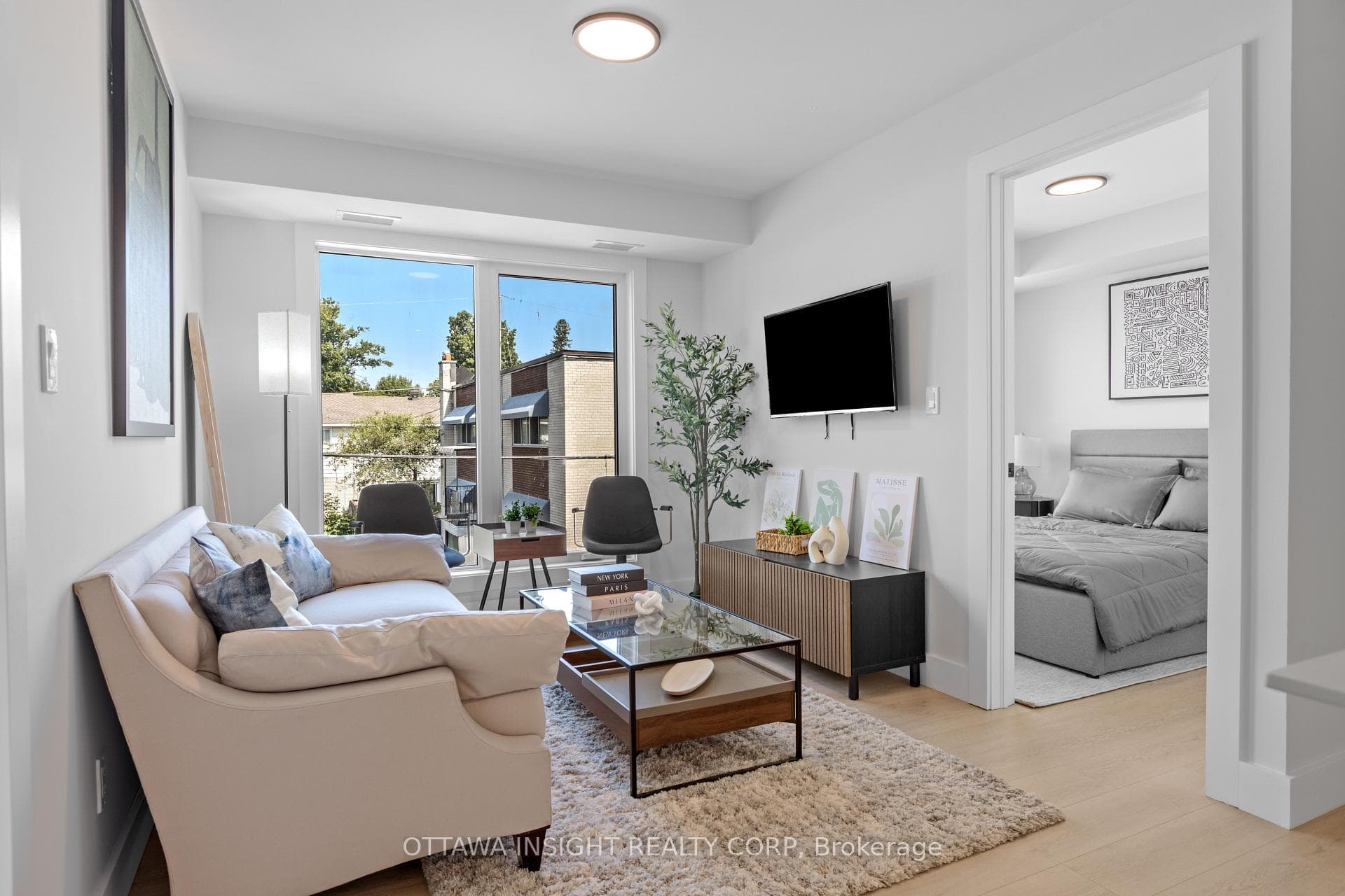 2409 Carlsen Avenue Unit 102 photo 2
